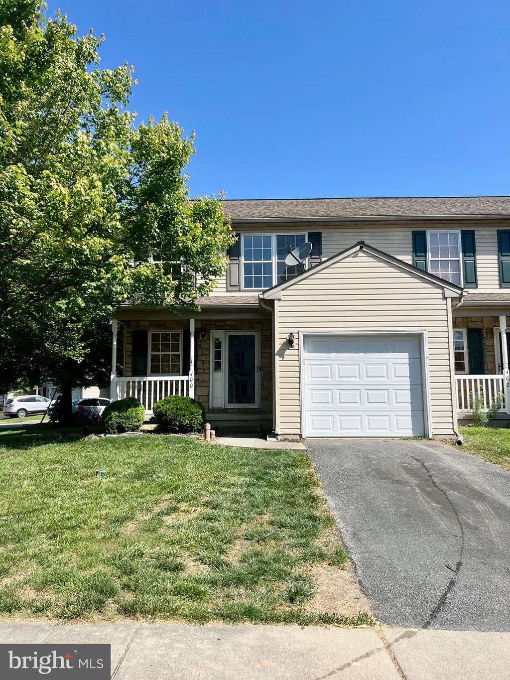 Photo of 400 ELMSHIRE DR, LANCASTER, PA 17603 (MLS # PALA2035432)