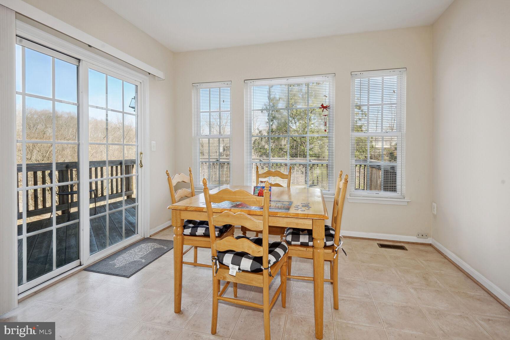 TOWNES AT COMPTON FARM - Residential