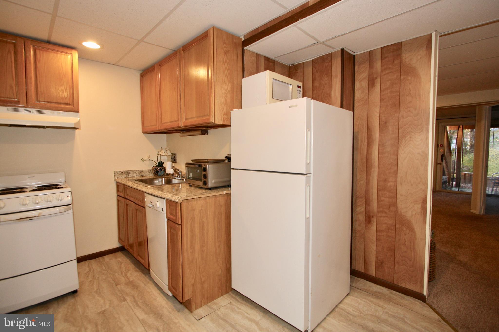 REDLAND STATION TH - Residential