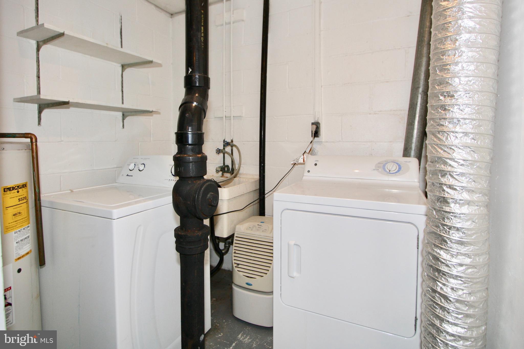 REDLAND STATION TH - Residential