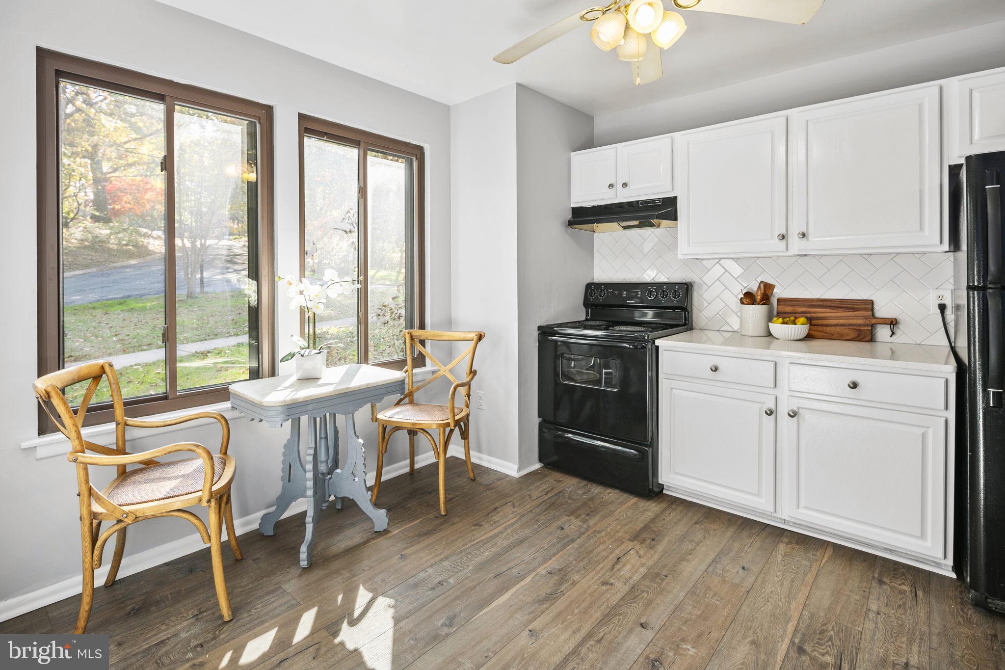 REDLAND STATION TH - Residential