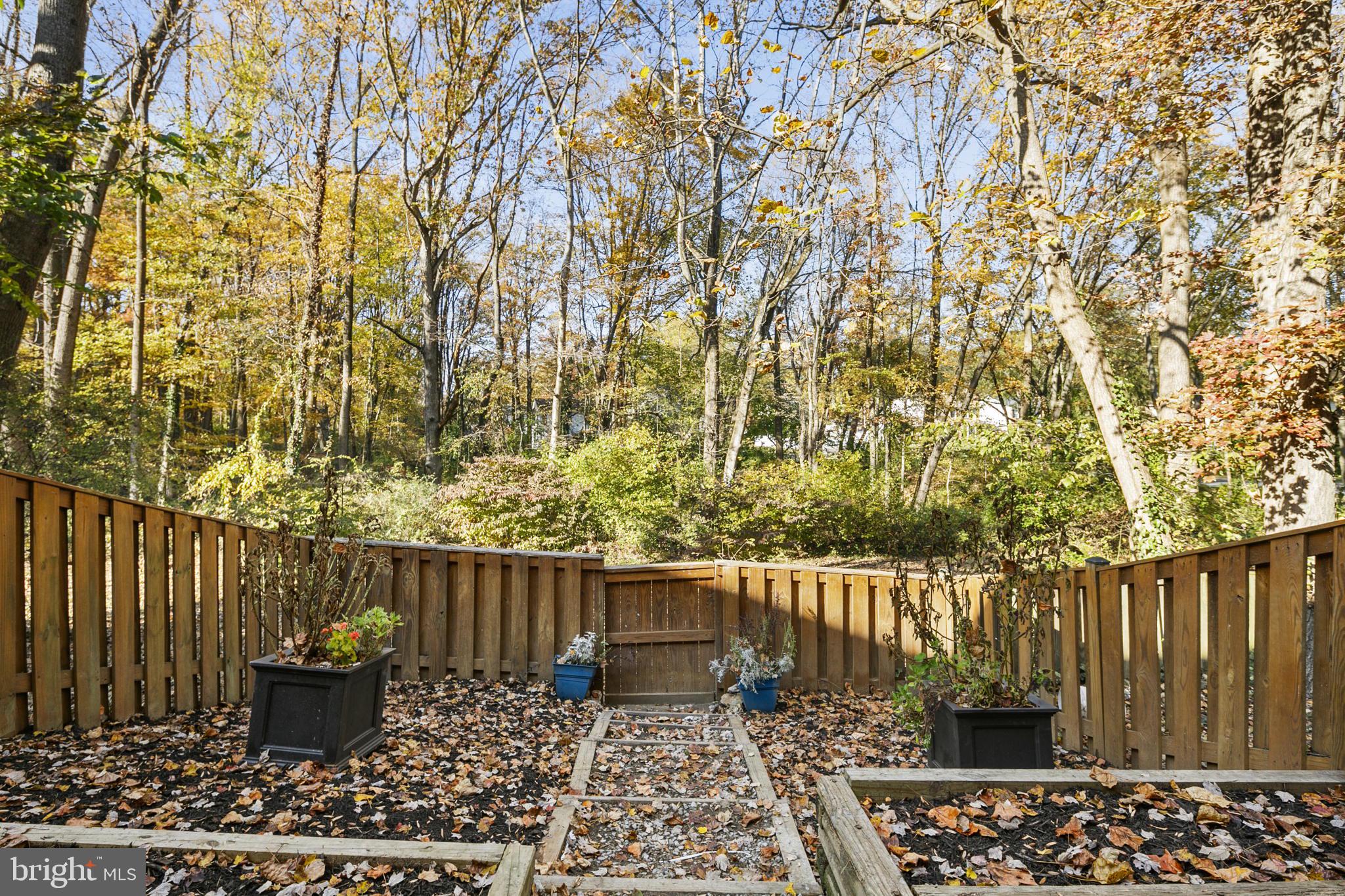 REDLAND STATION TH - Residential