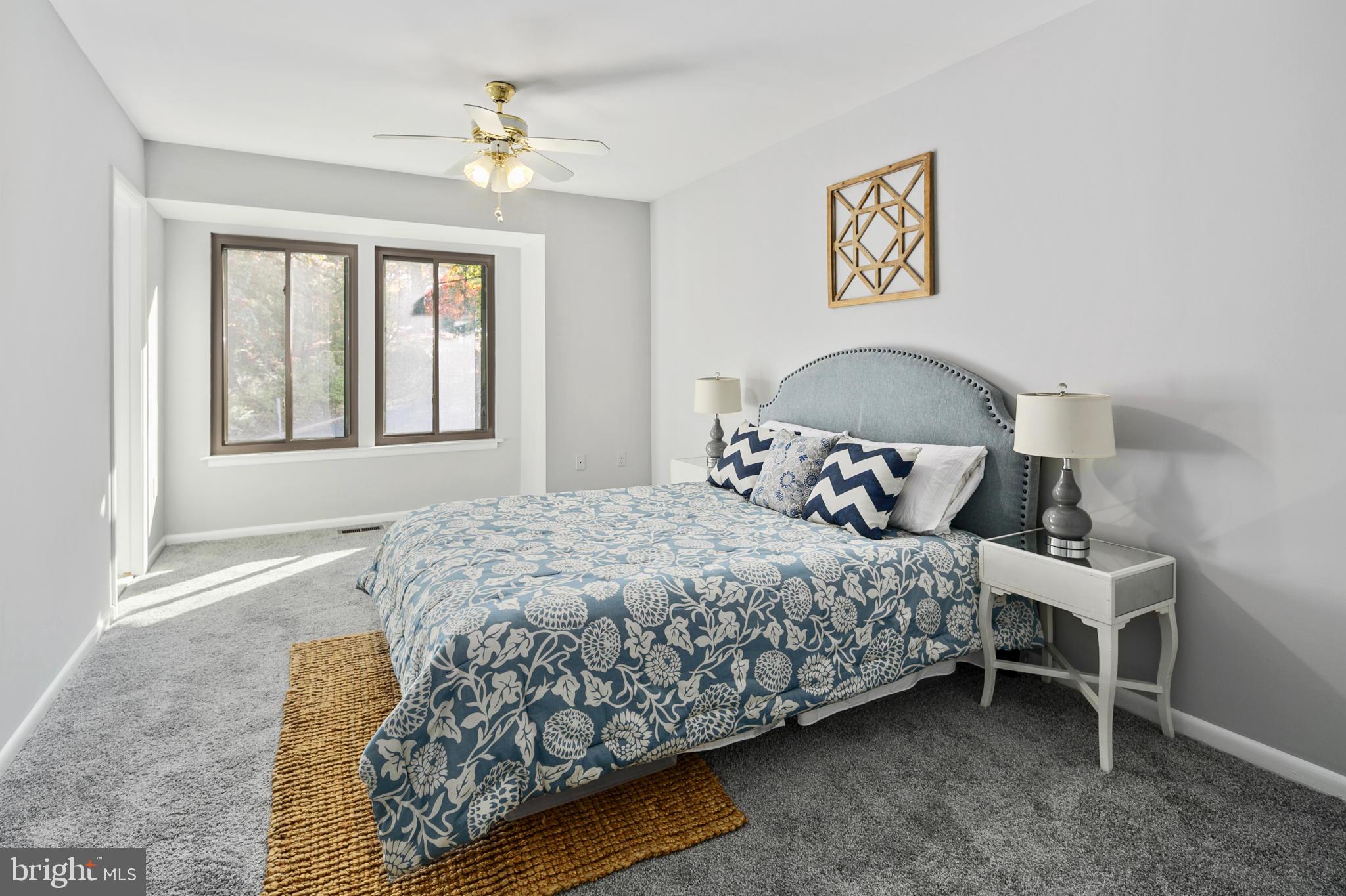 REDLAND STATION TH - Residential