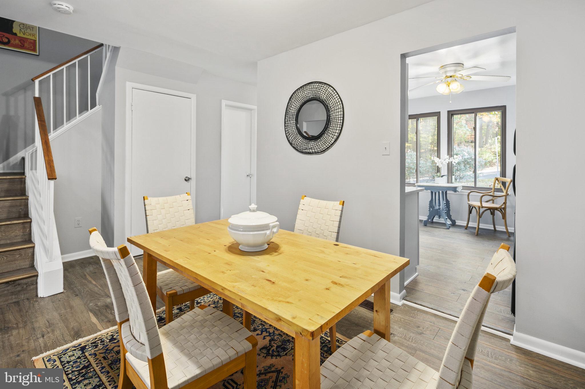 REDLAND STATION TH - Residential