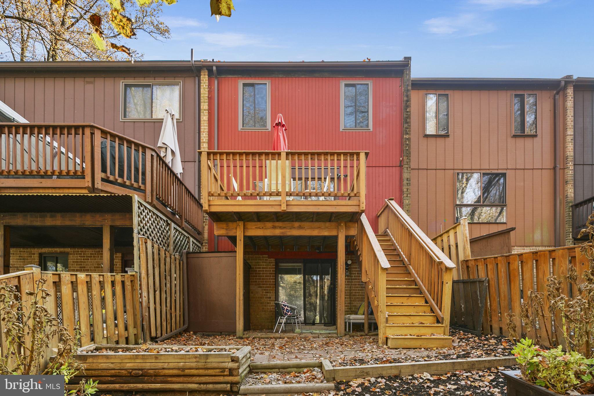 REDLAND STATION TH - Residential