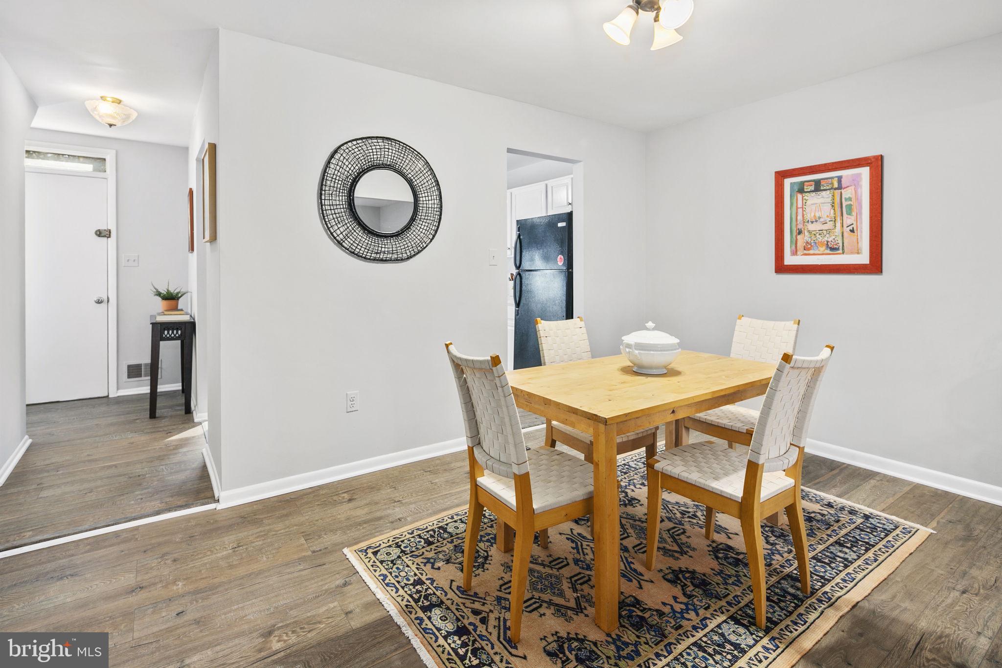 REDLAND STATION TH - Residential