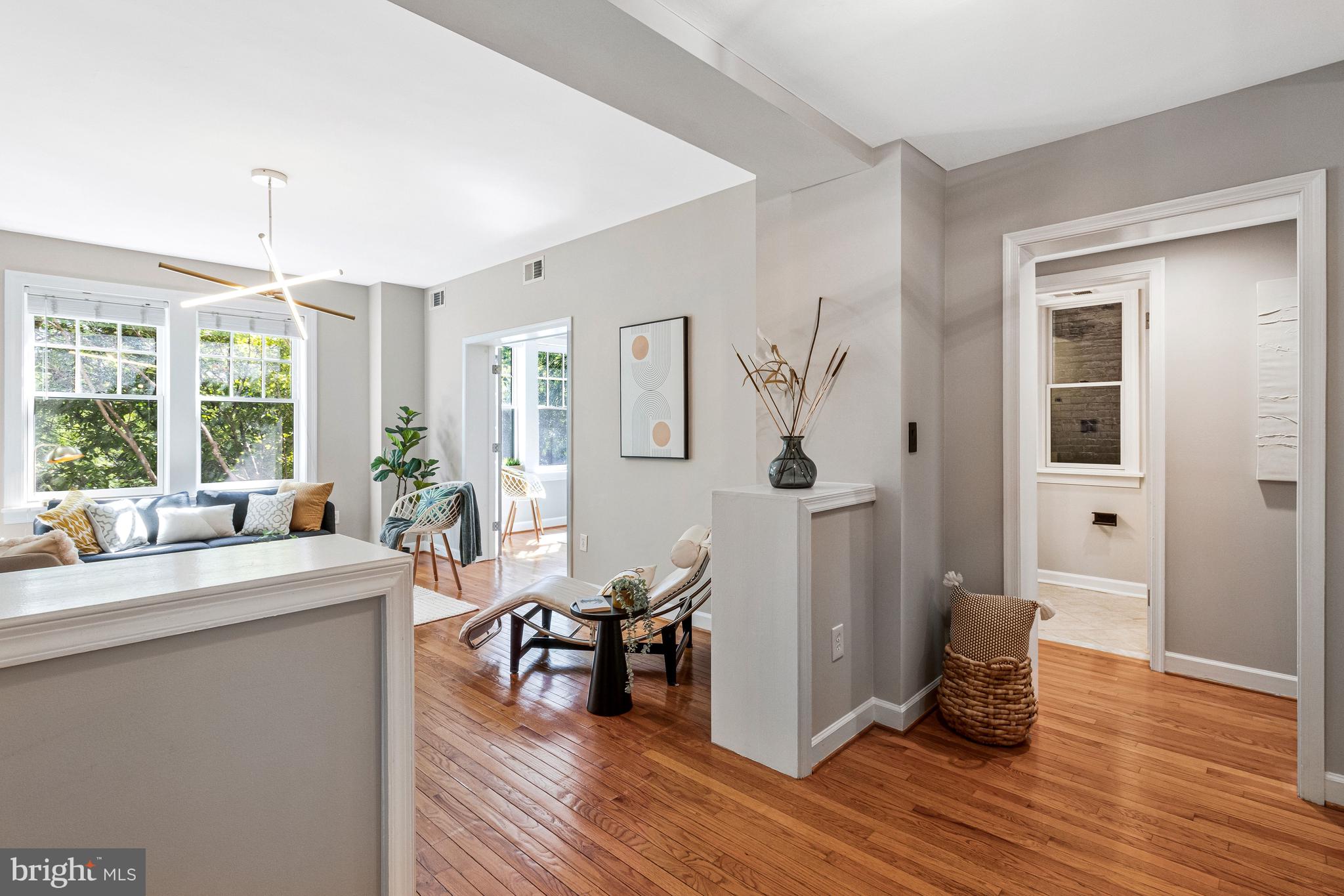 1724 17TH STREET NW 21