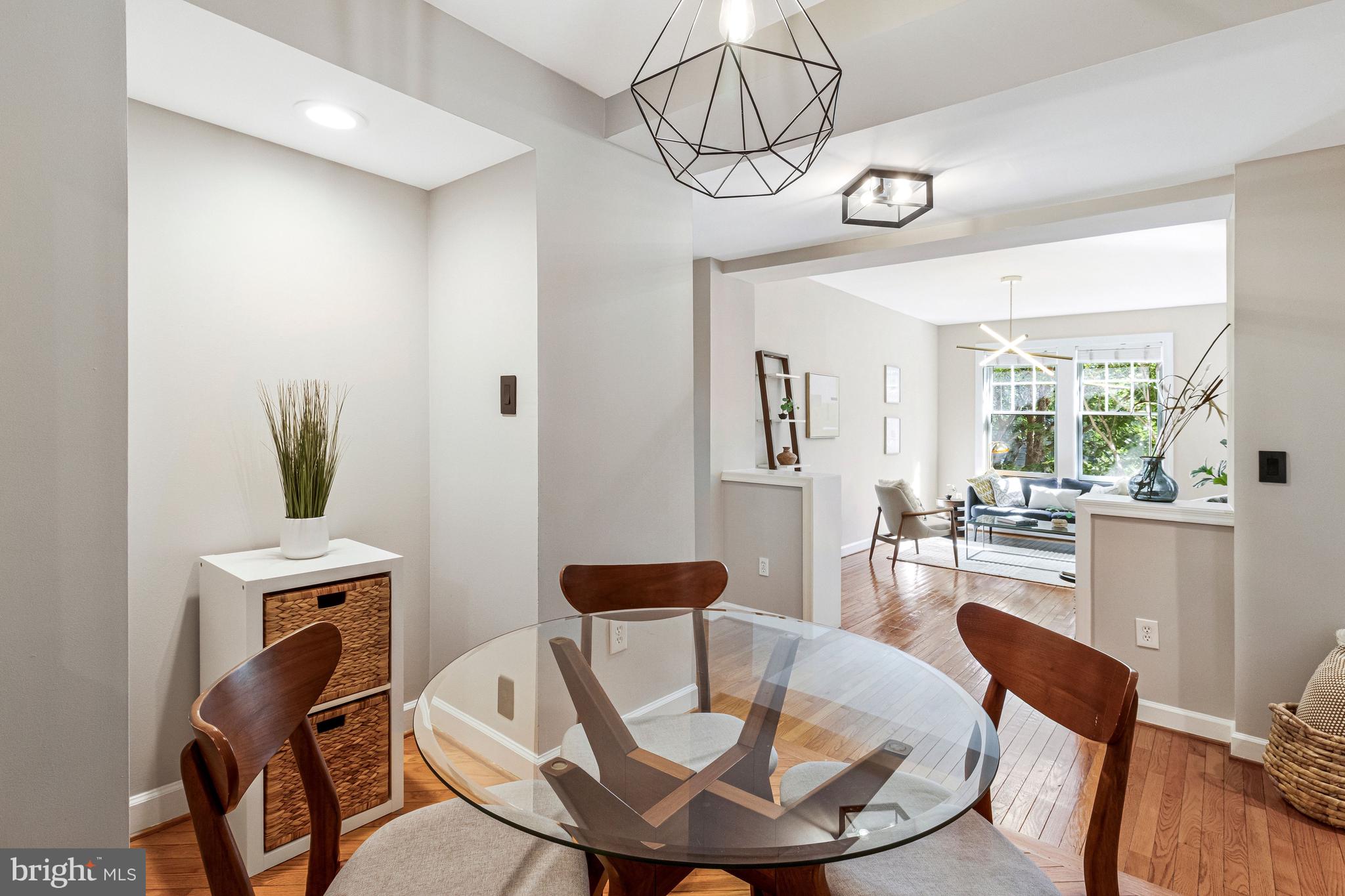 1724 17TH STREET NW 21