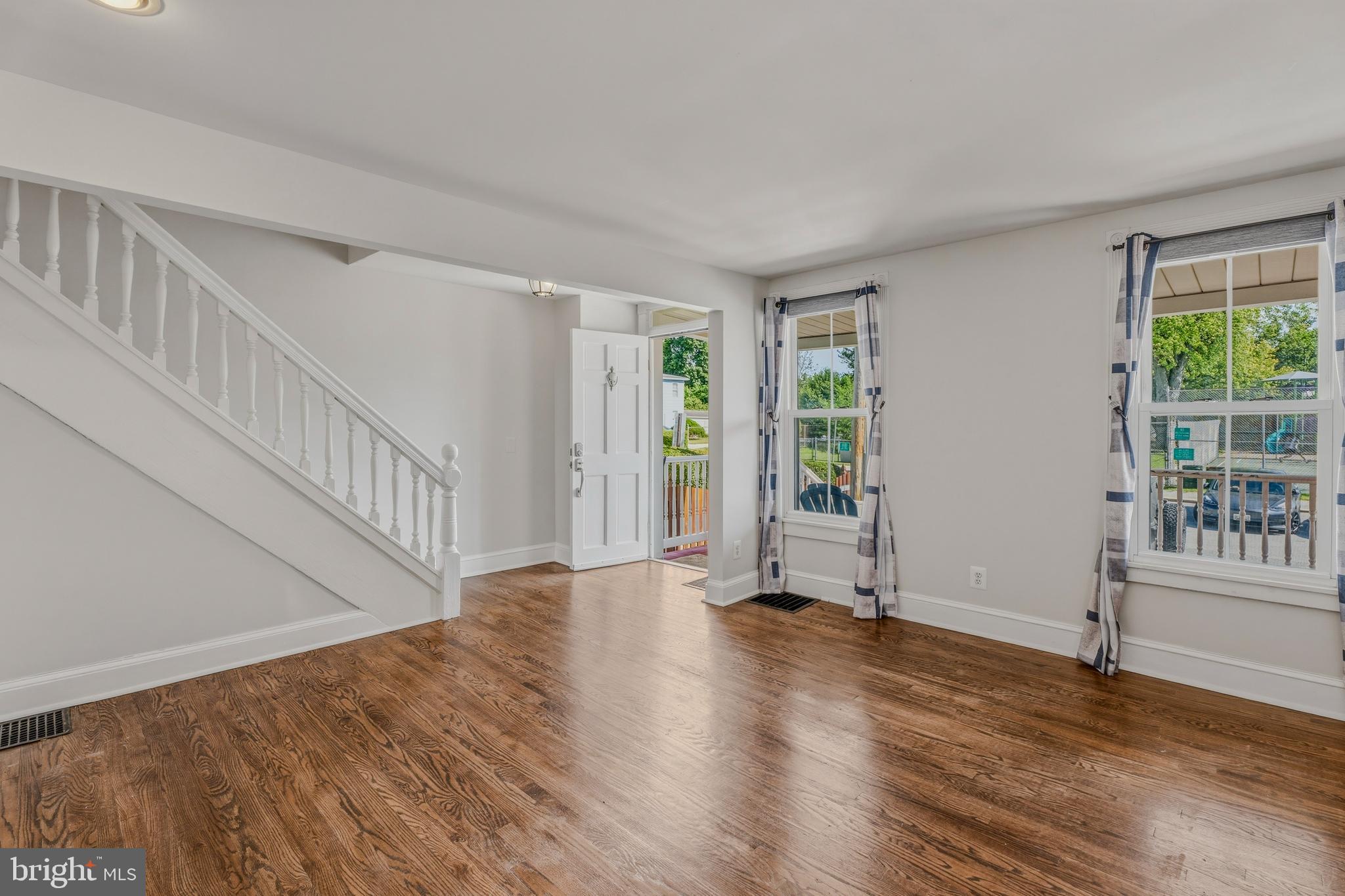 309 LENNOX AVENUE