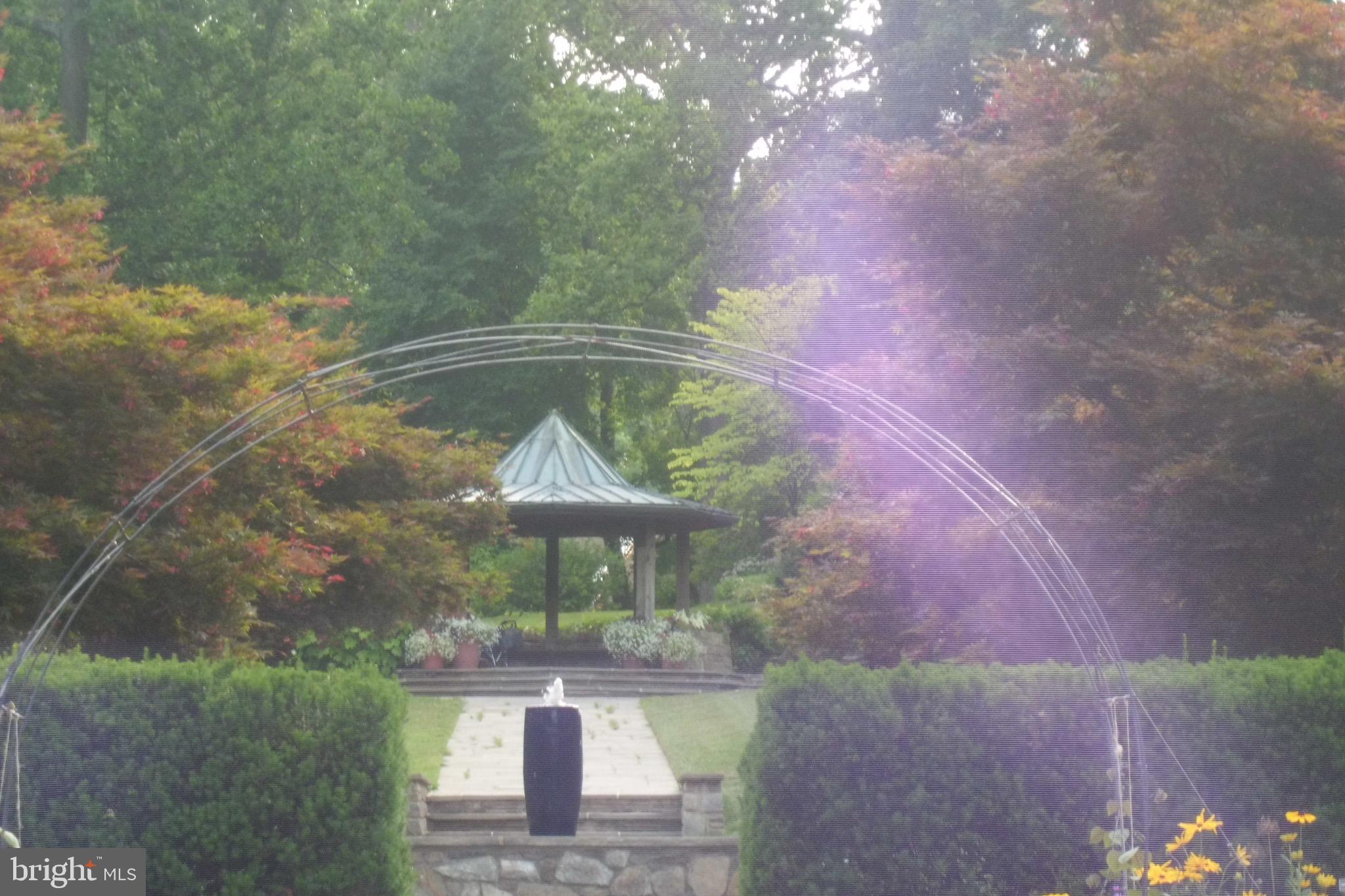 CONNECTICUT AVENUE ESTATES - Residential Lease