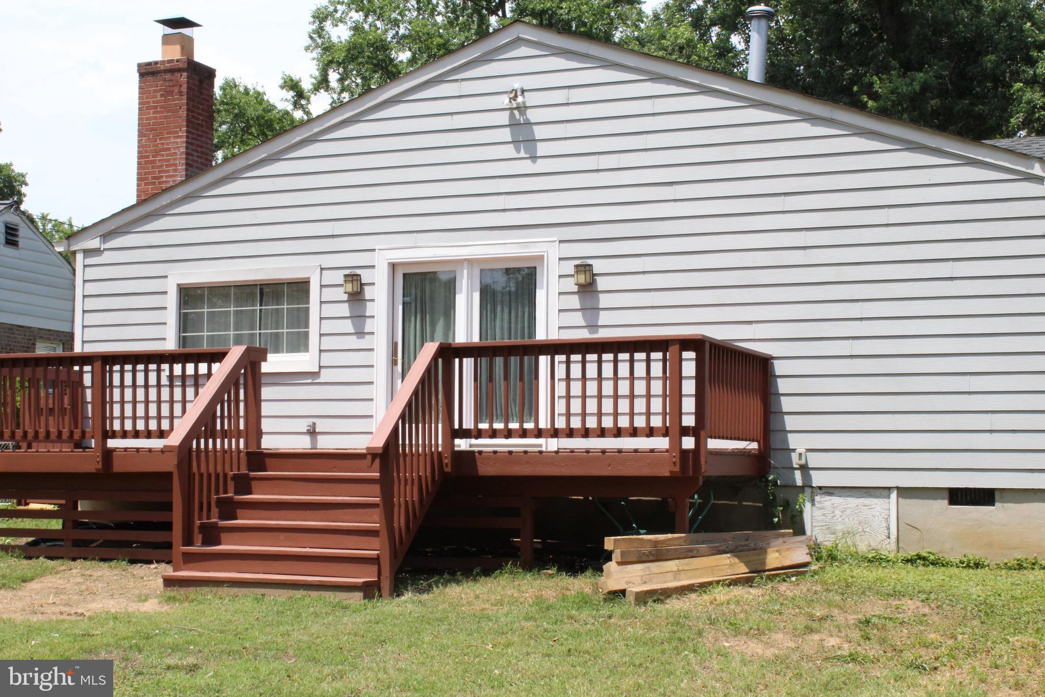 CONNECTICUT AVENUE ESTATES - Residential Lease