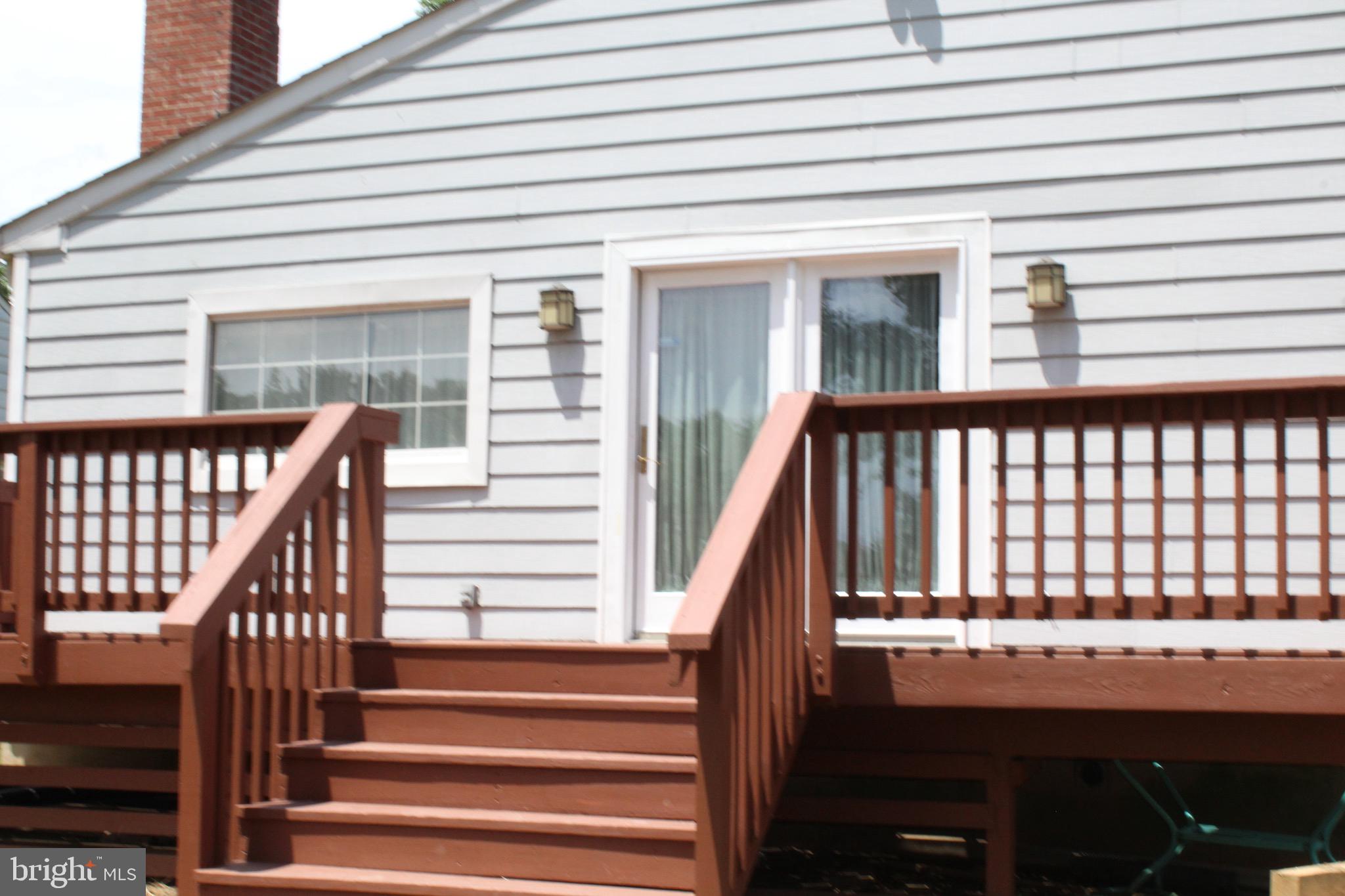 CONNECTICUT AVENUE ESTATES - Residential Lease