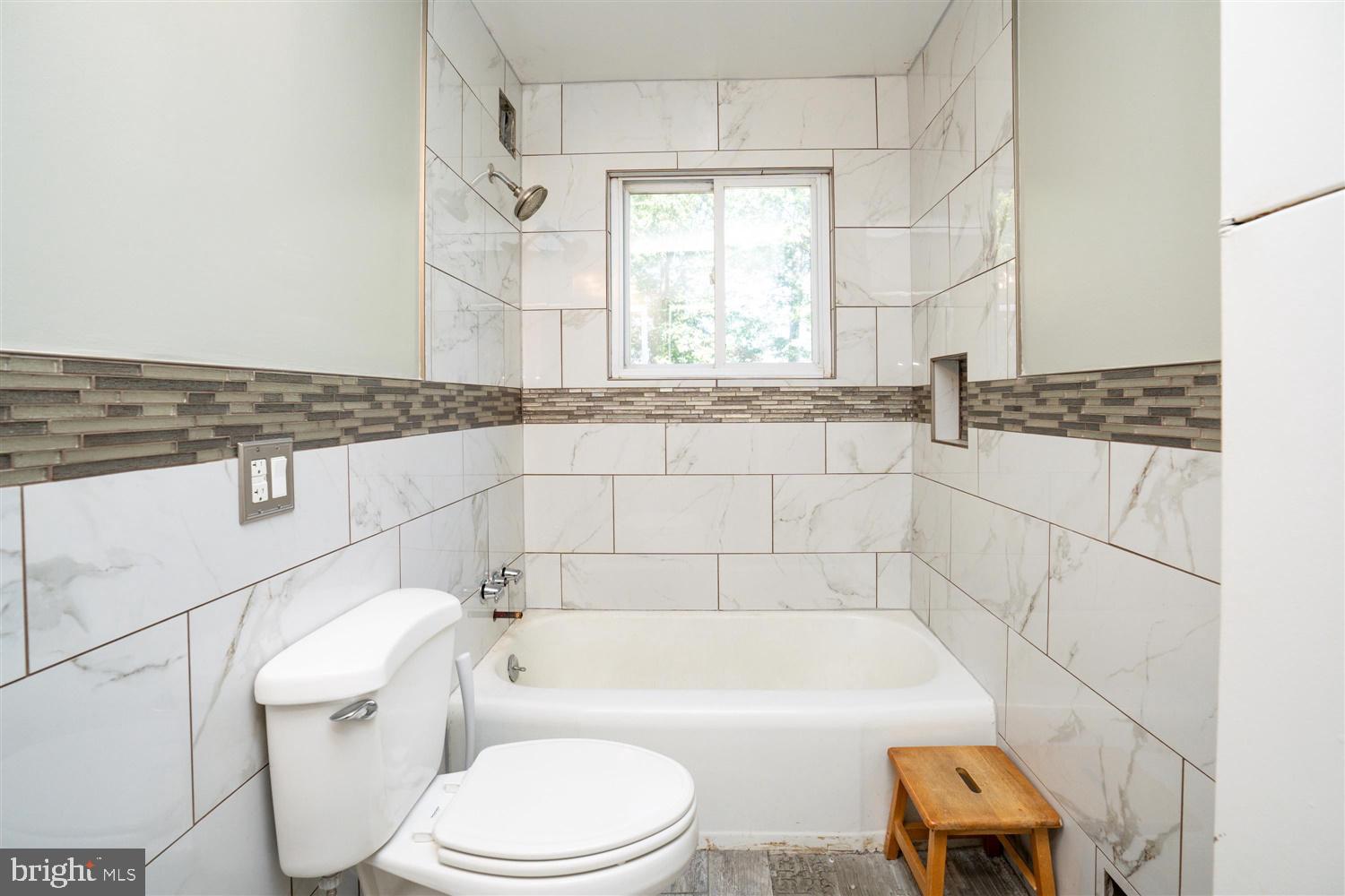 EASTERN TERRACE - Residential