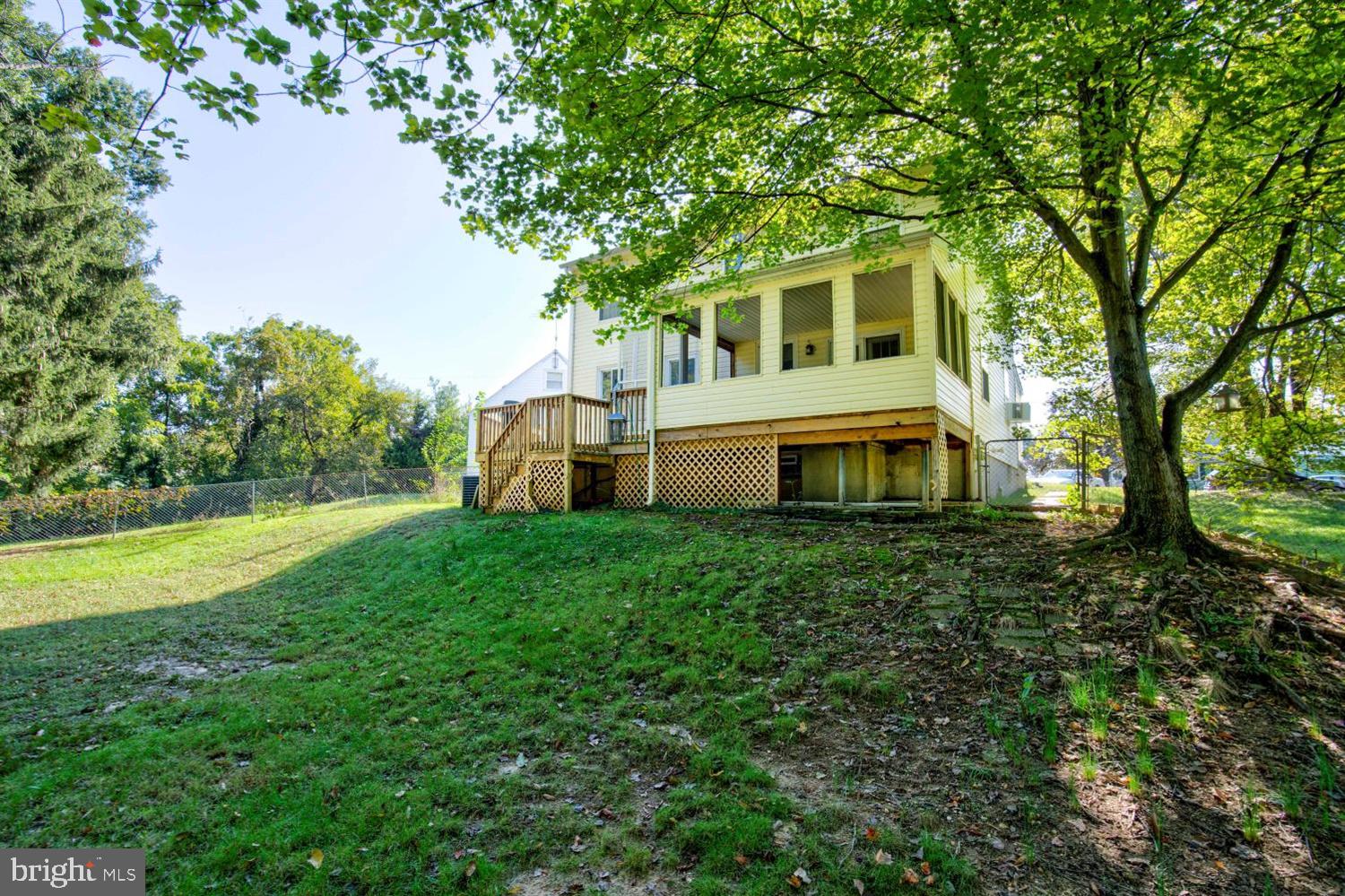 EASTERN TERRACE - Residential