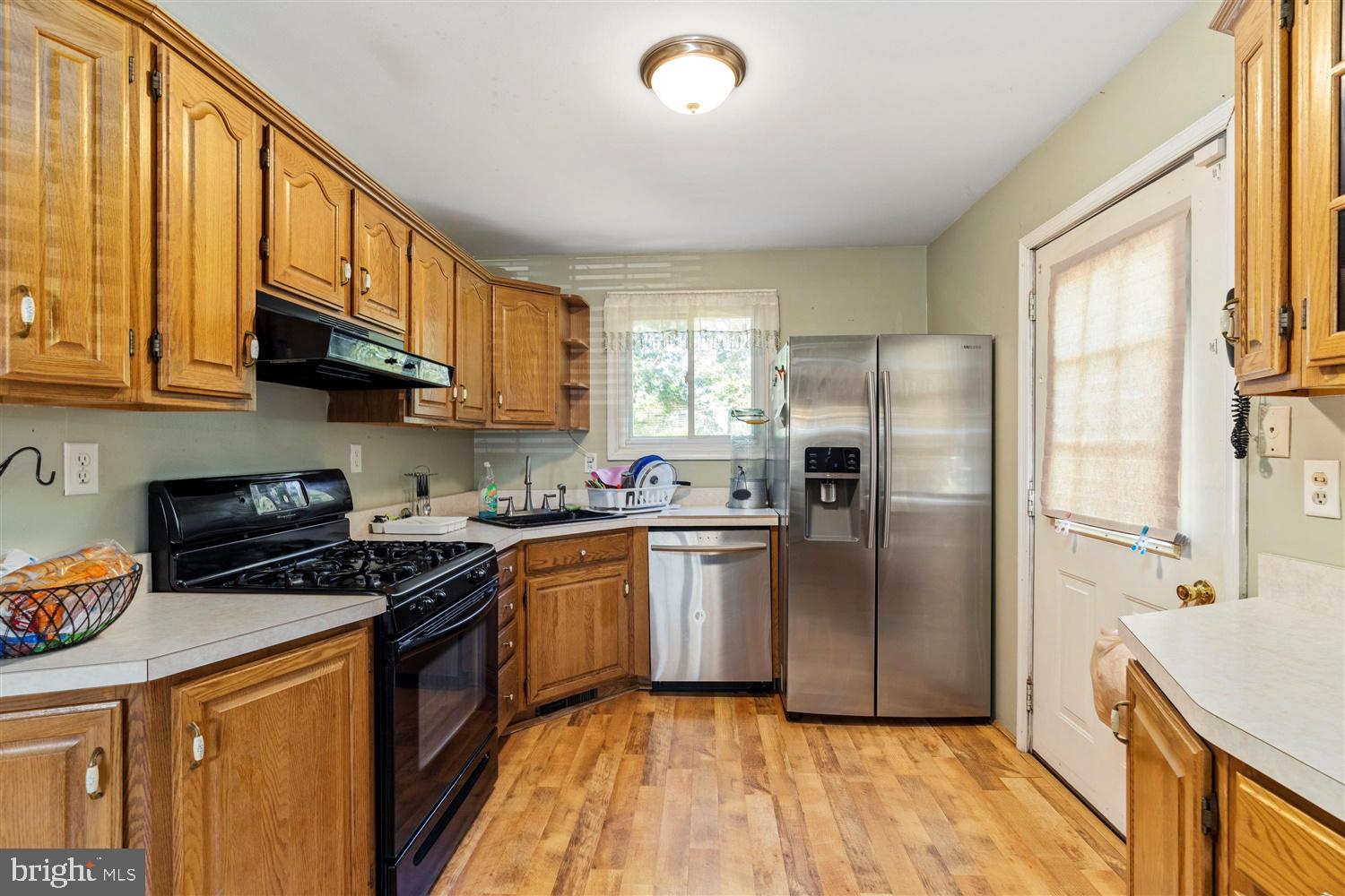 EASTERN TERRACE - Residential