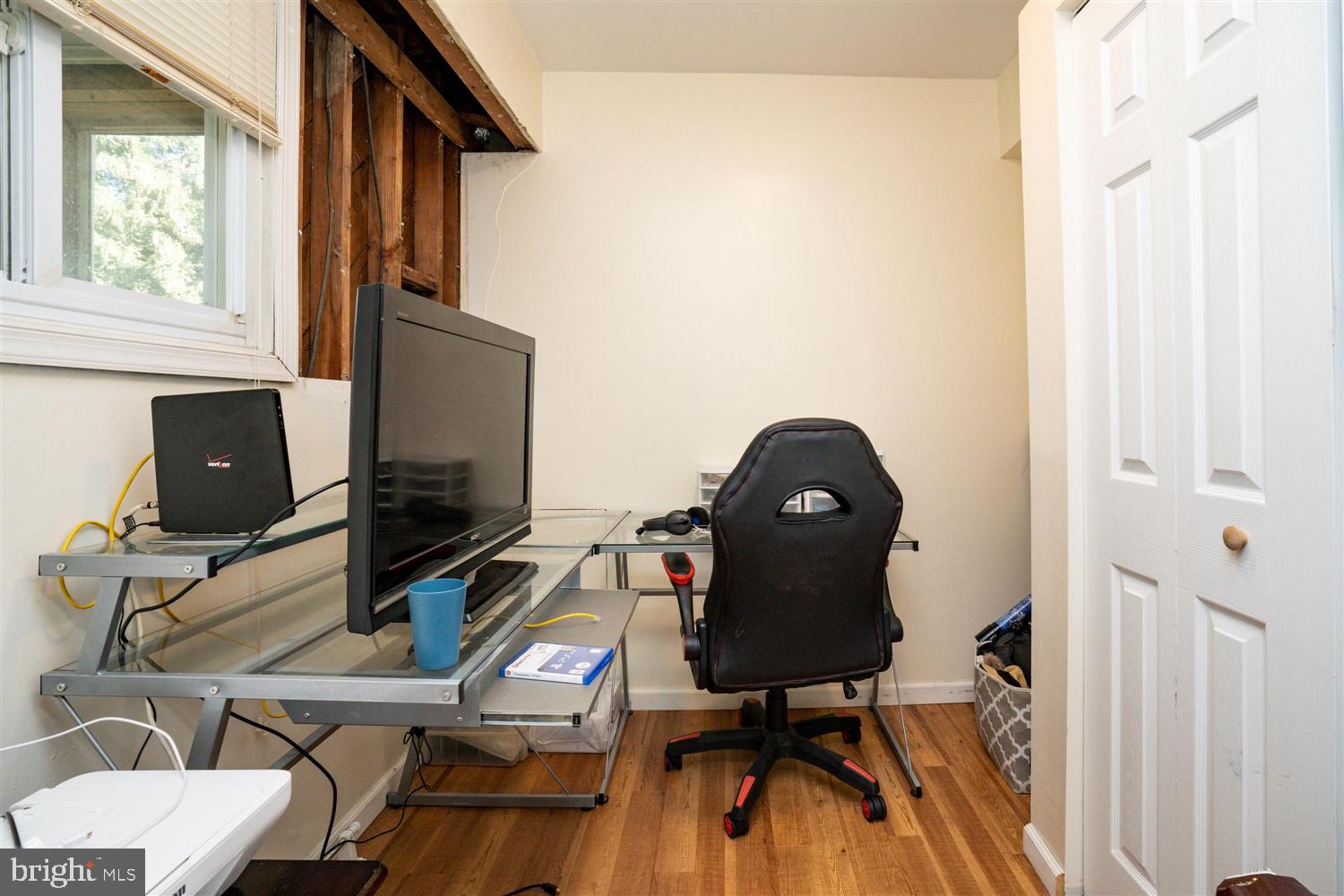 EASTERN TERRACE - Residential