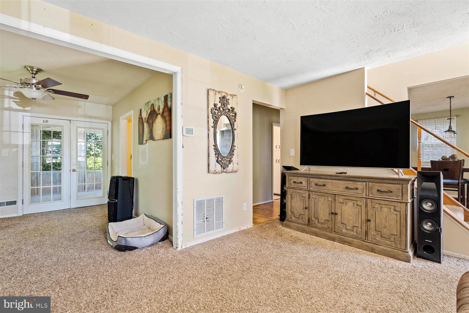 EASTERN TERRACE - Residential