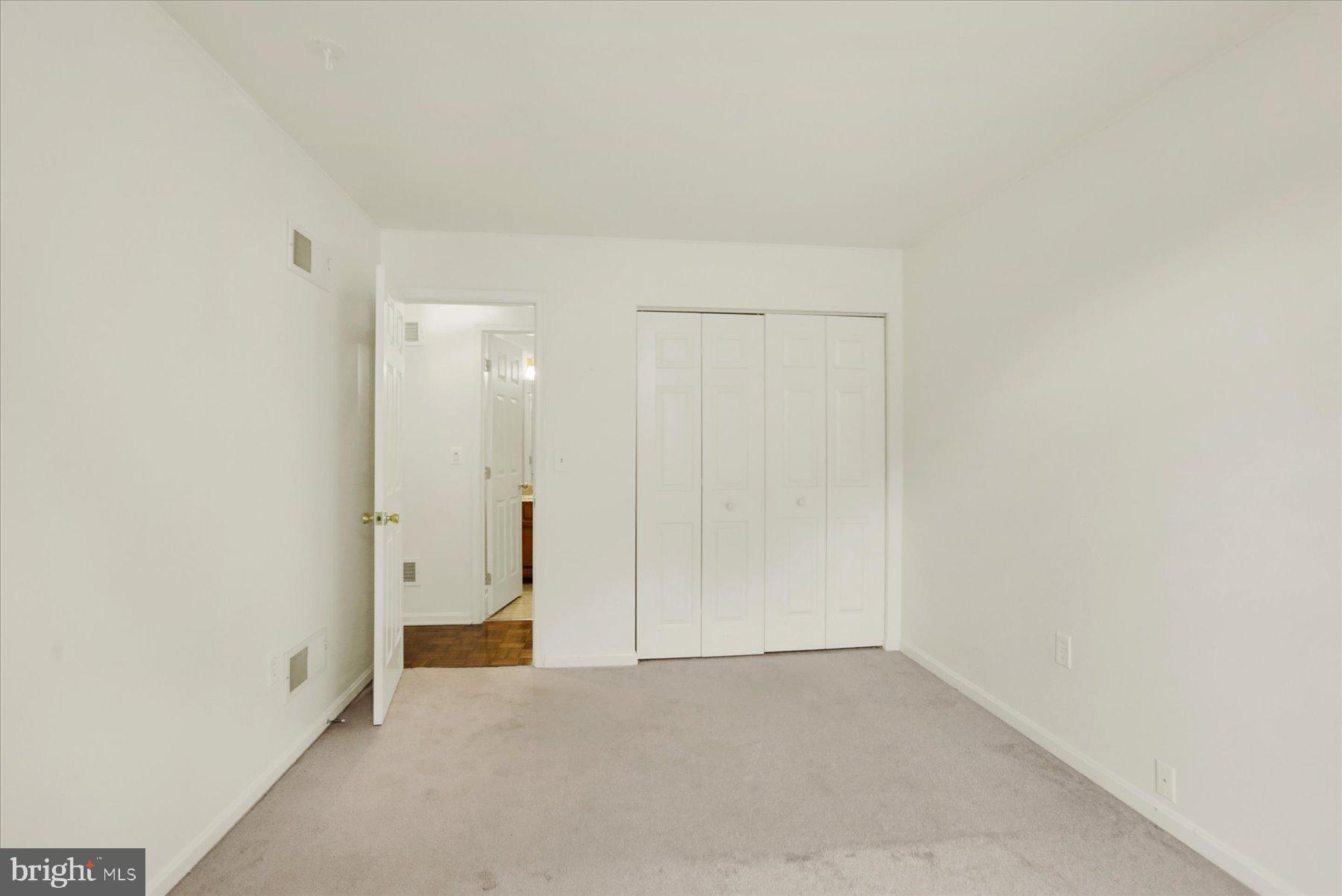 SOUTHPOINT OF HERSHEY - Residential