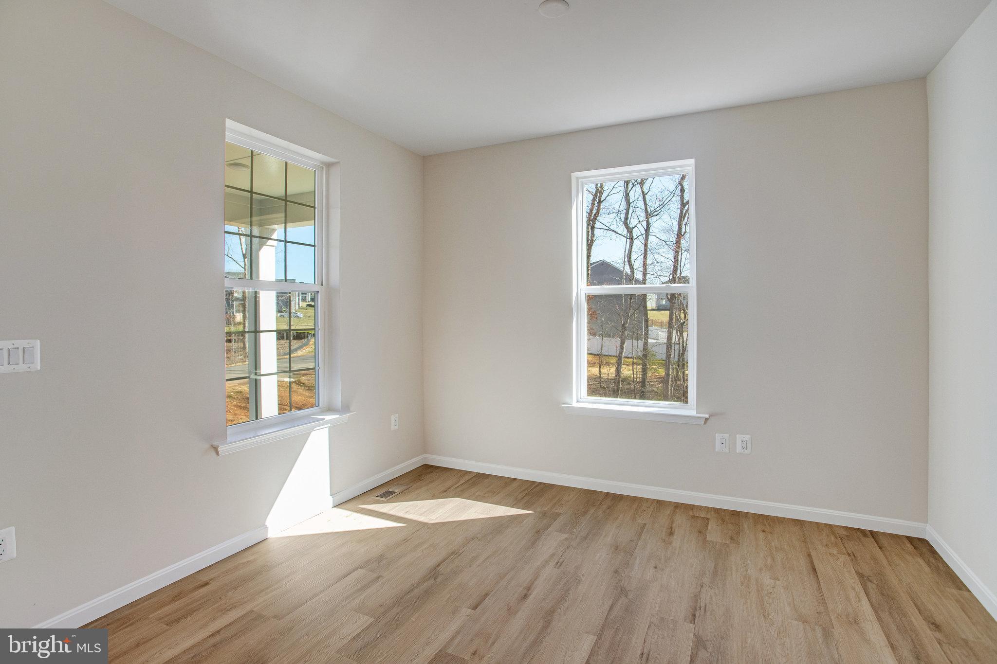 2916 WHITE TAIL DRIVE