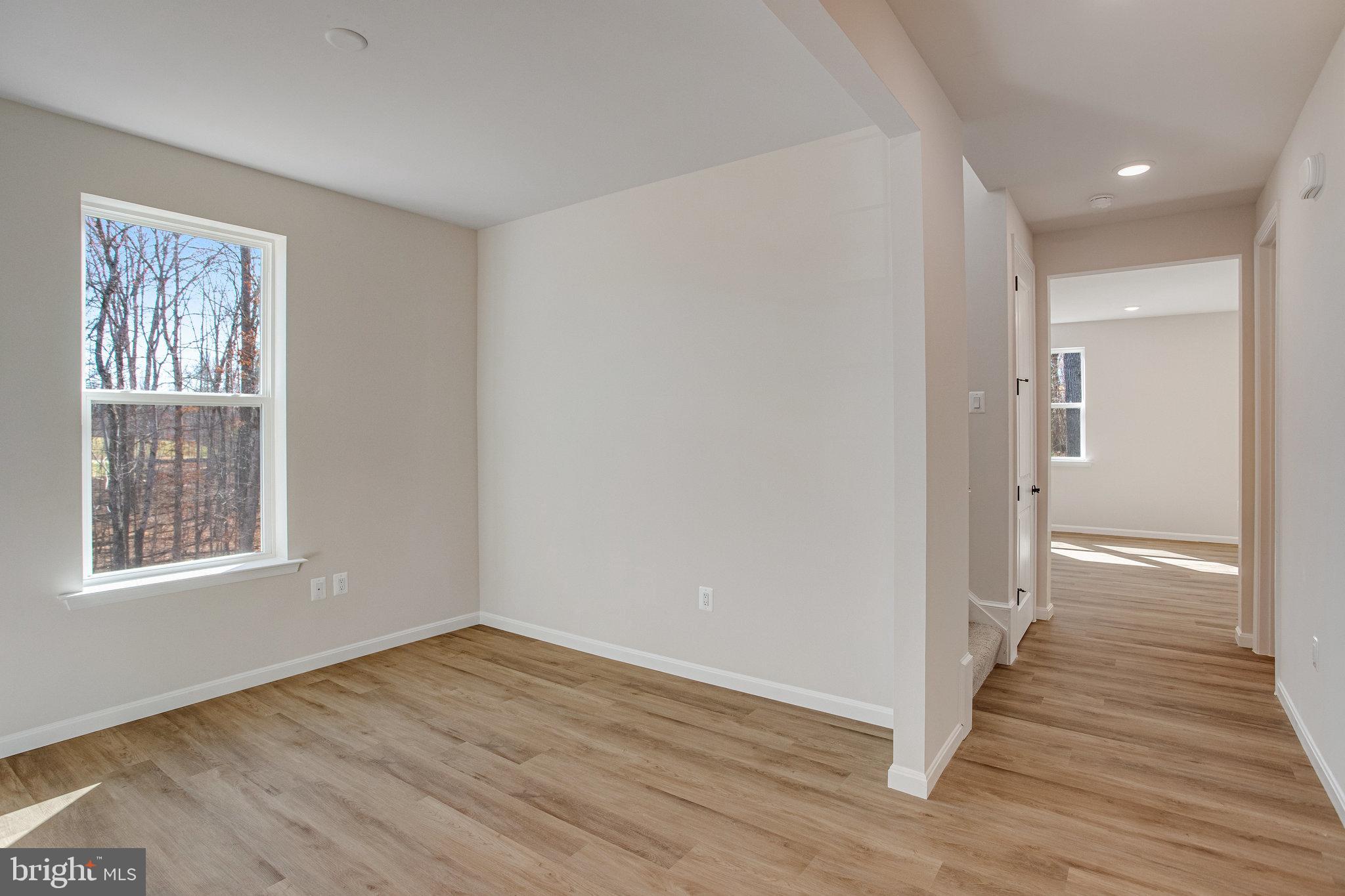 2916 WHITE TAIL DRIVE