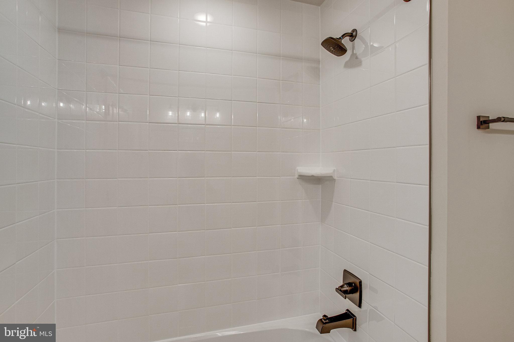 WILDERNESS SHORES - Residential