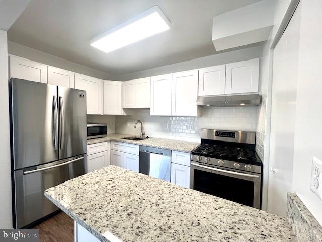 TIMBERLANE VILLAGE GARDEN CONDOMINIUMS - Residential