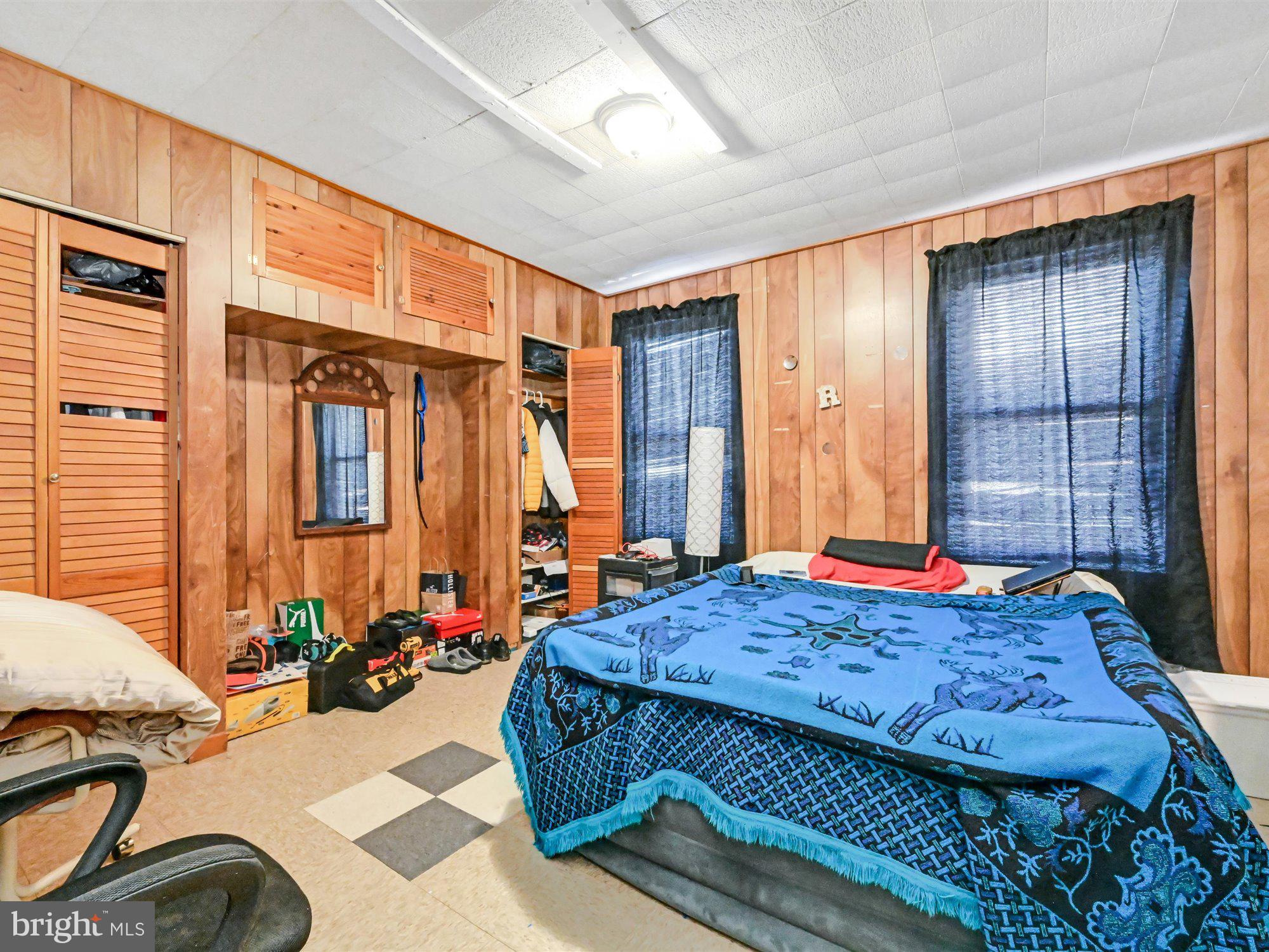 ARBOR HILLS - Residential