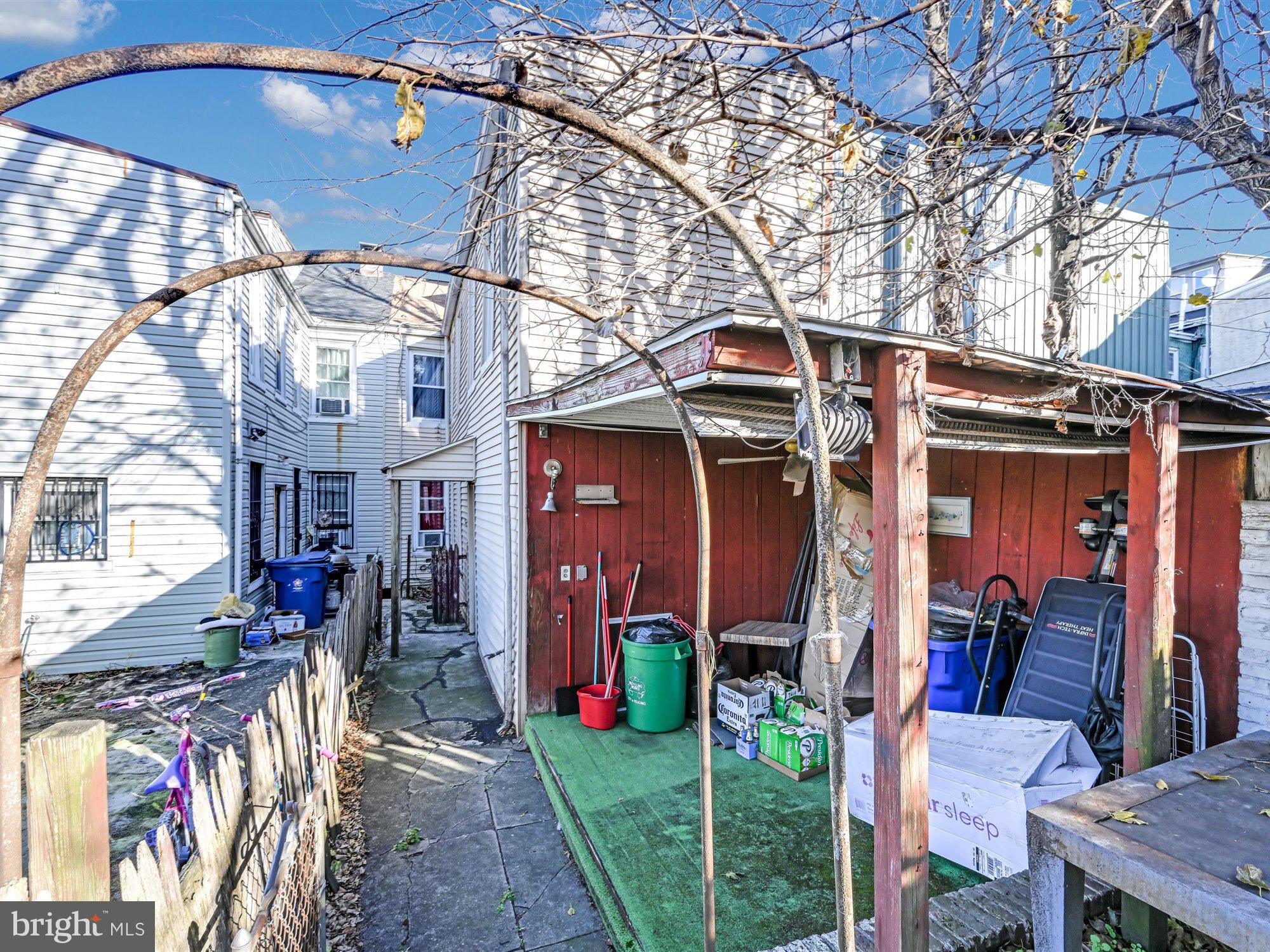 ARBOR HILLS - Residential