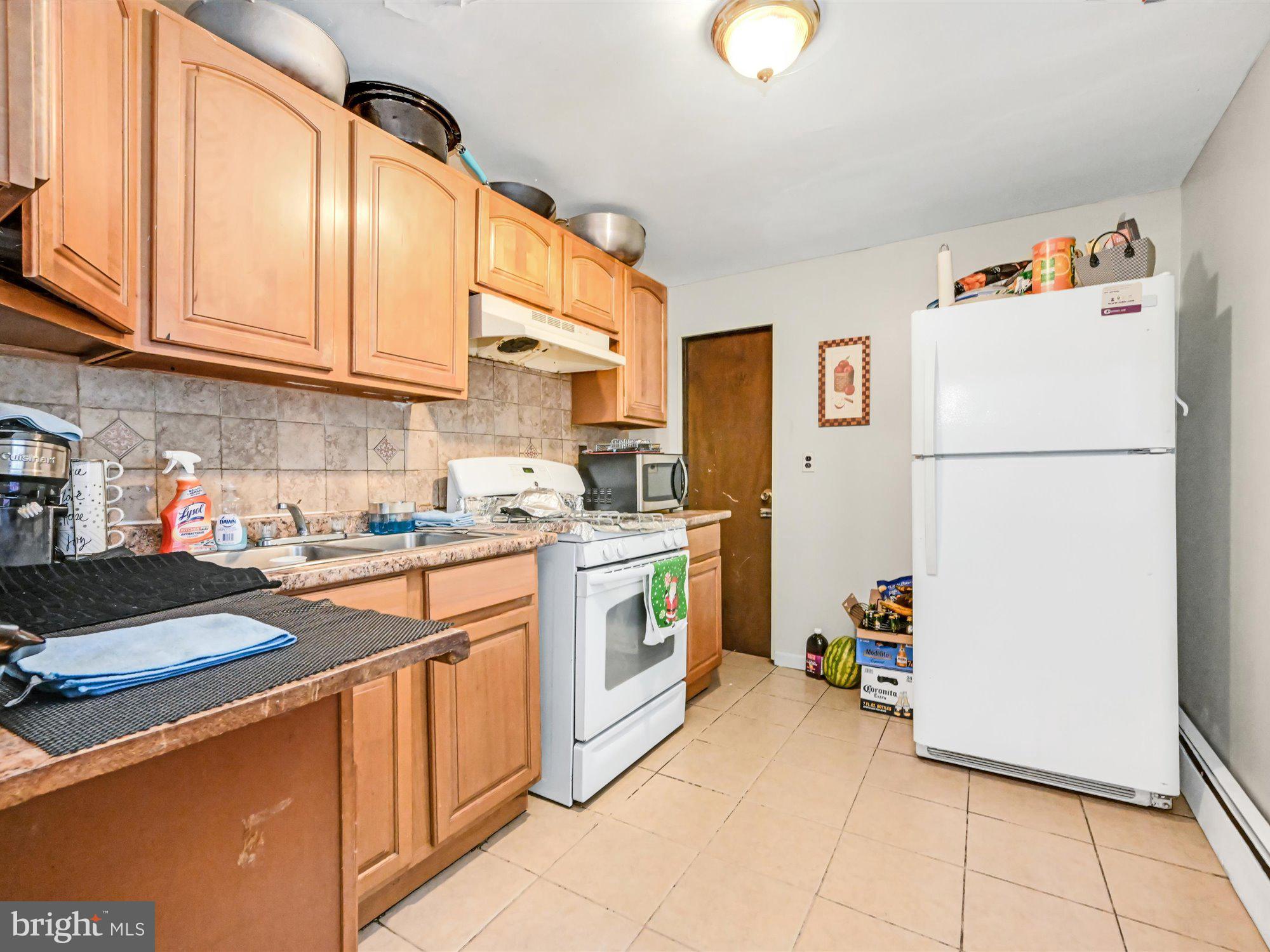 ARBOR HILLS - Residential