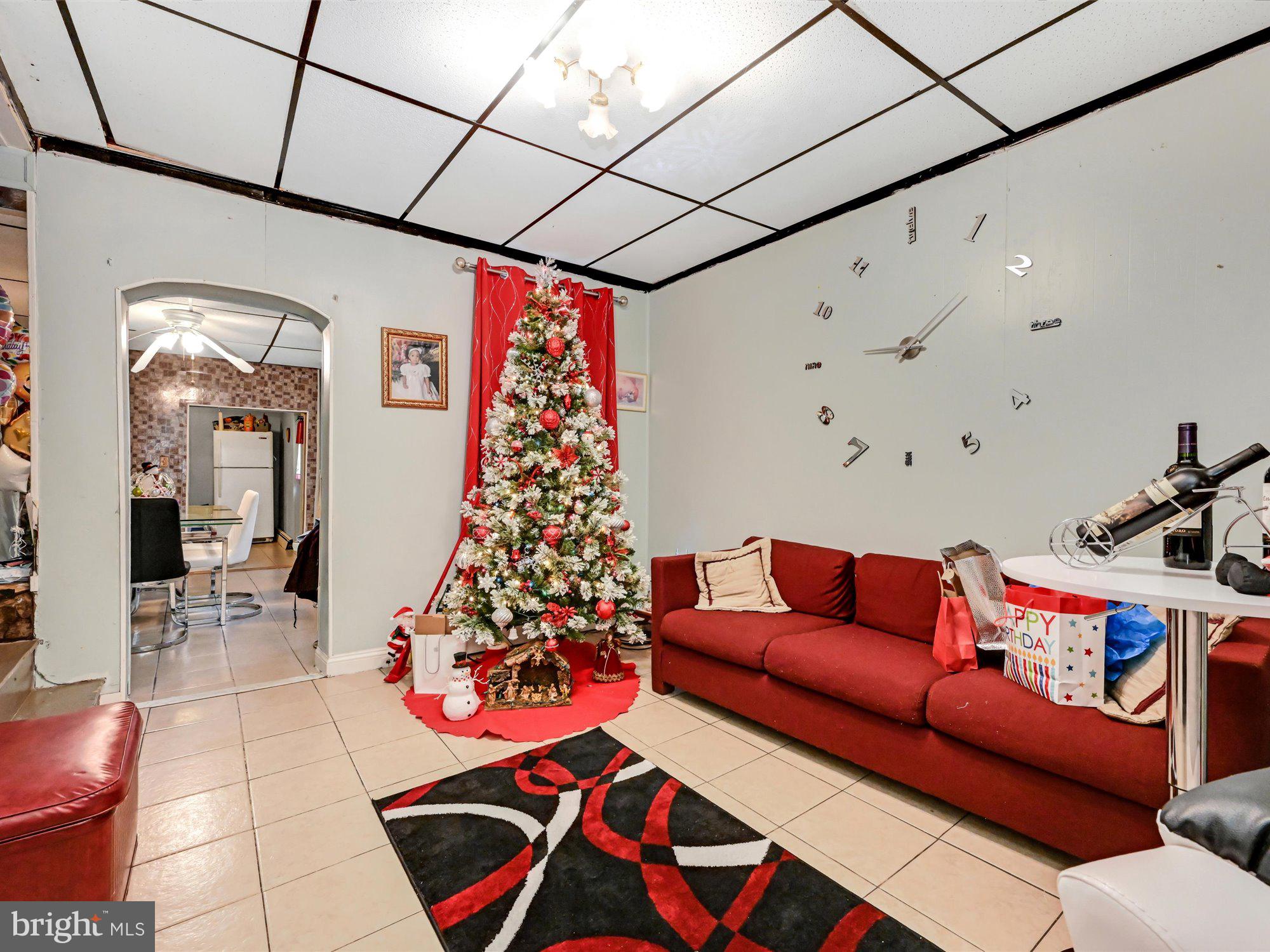 ARBOR HILLS - Residential