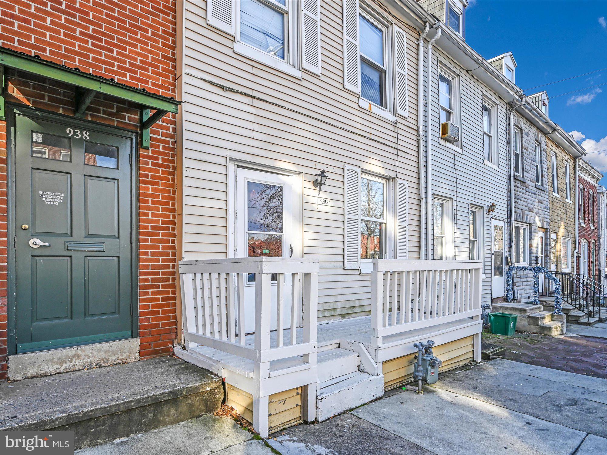 ARBOR HILLS - Residential