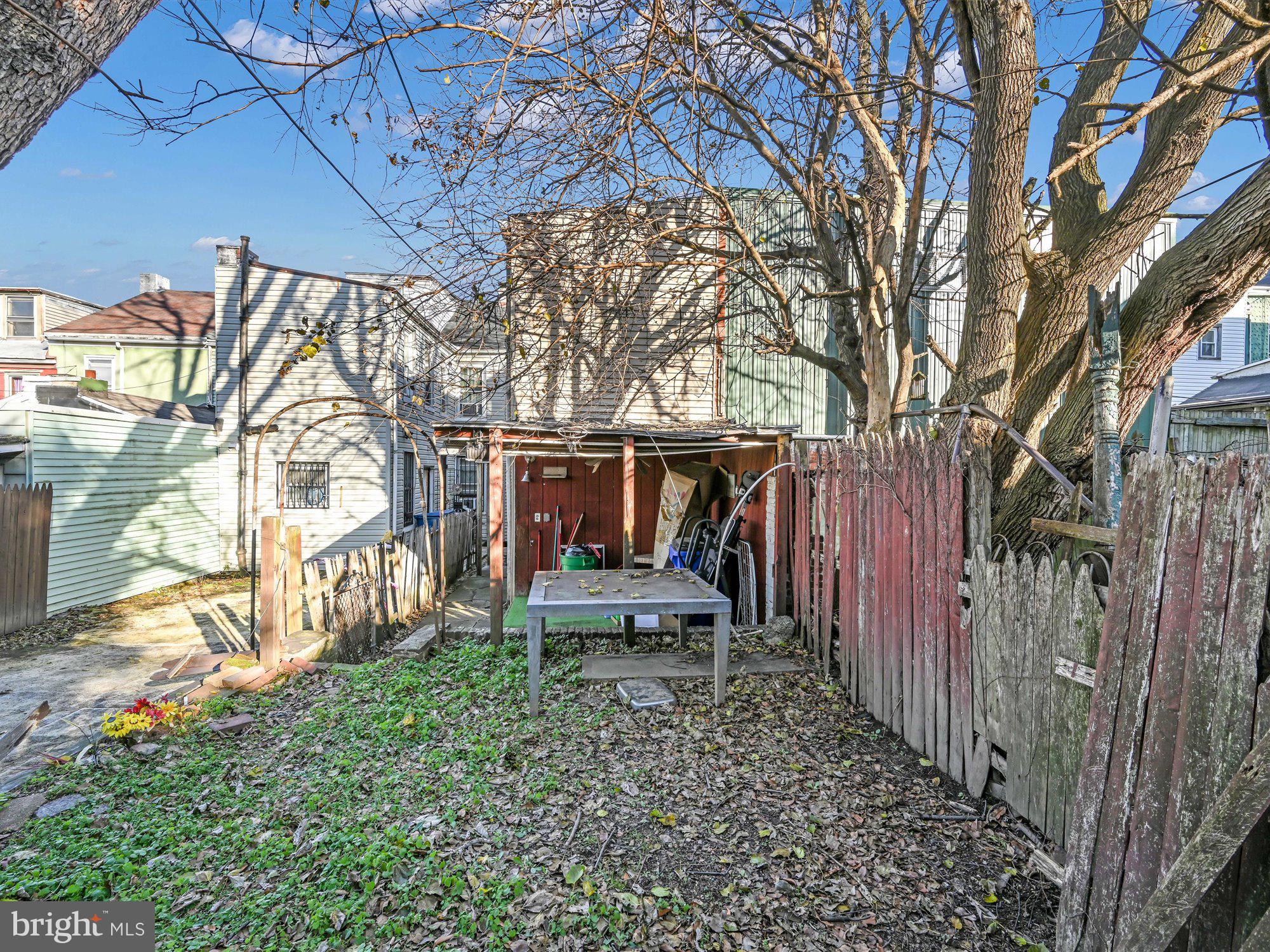 ARBOR HILLS - Residential