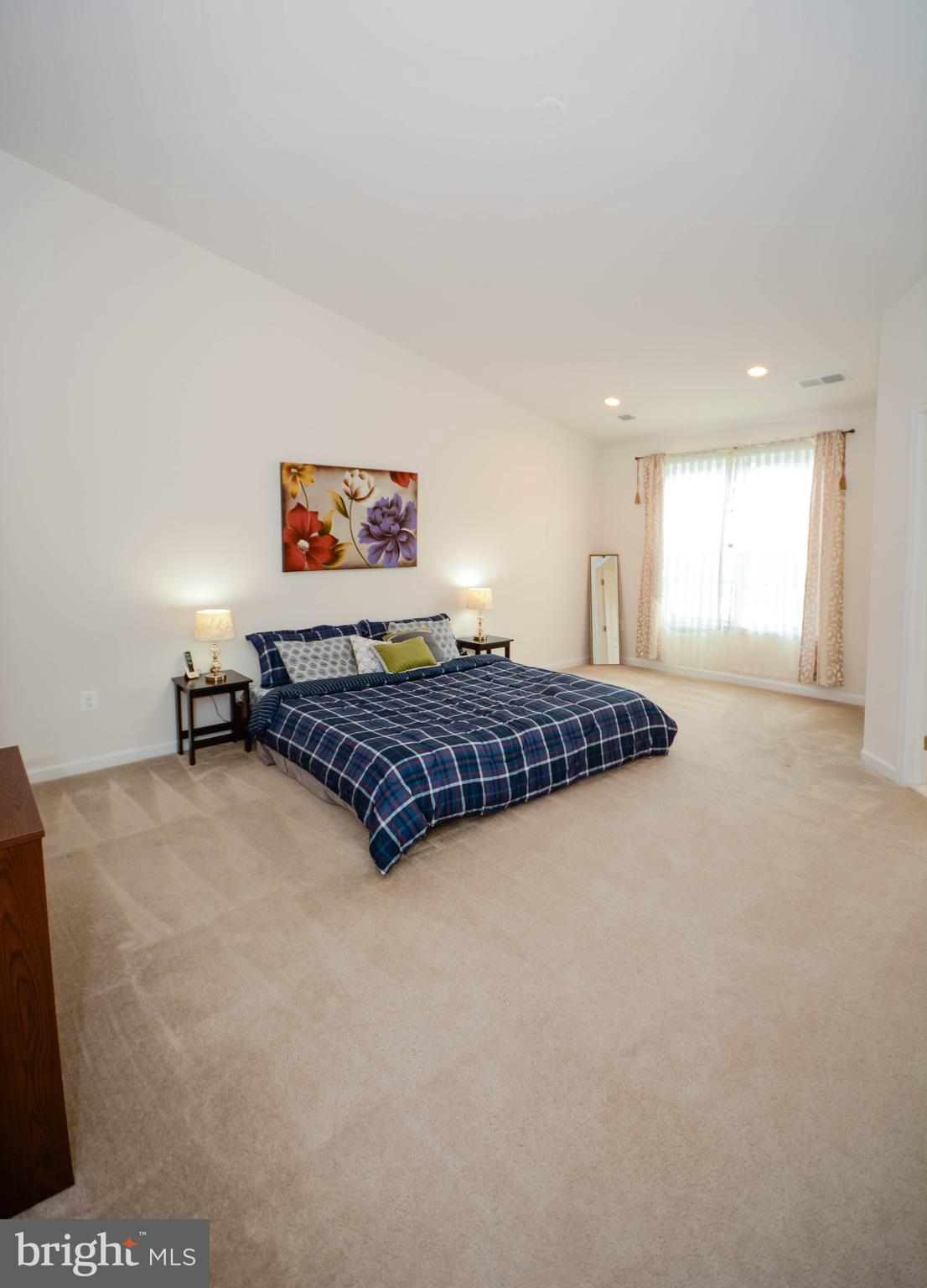 LOUDOUN VALLEY ESTATES 2 - Residential