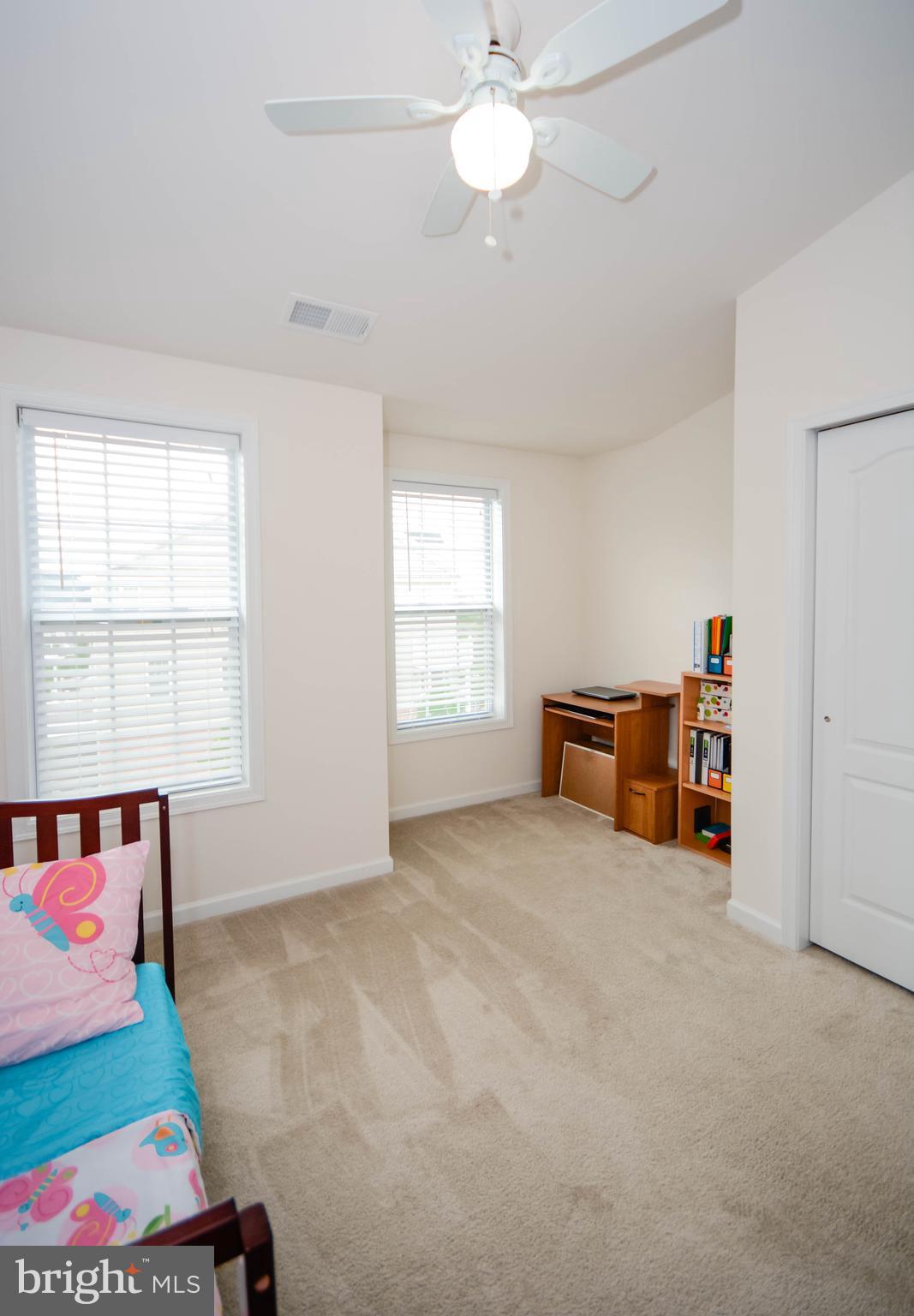 LOUDOUN VALLEY ESTATES 2 - Residential