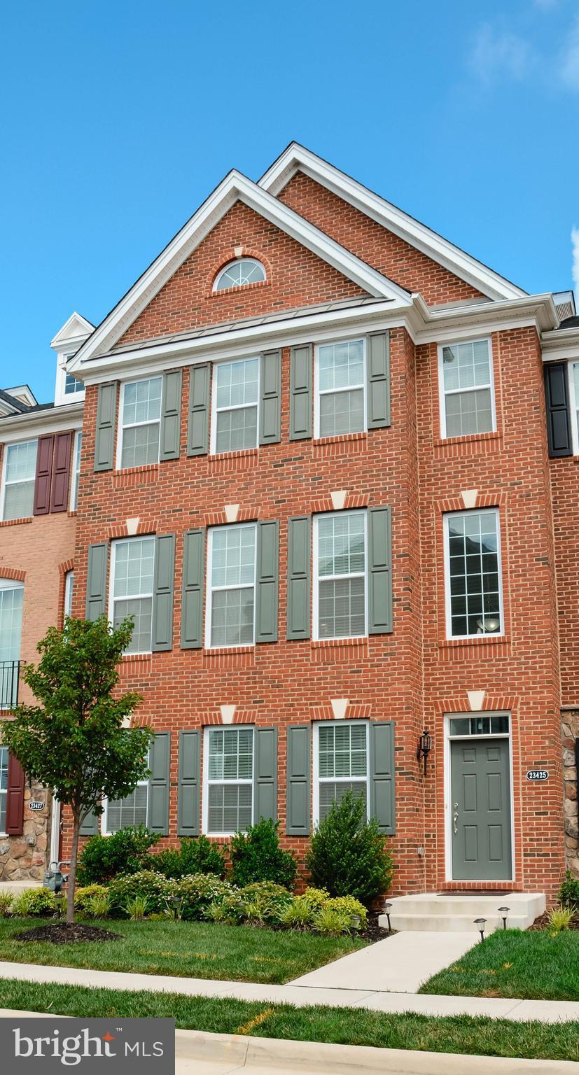 LOUDOUN VALLEY ESTATES 2 - Residential