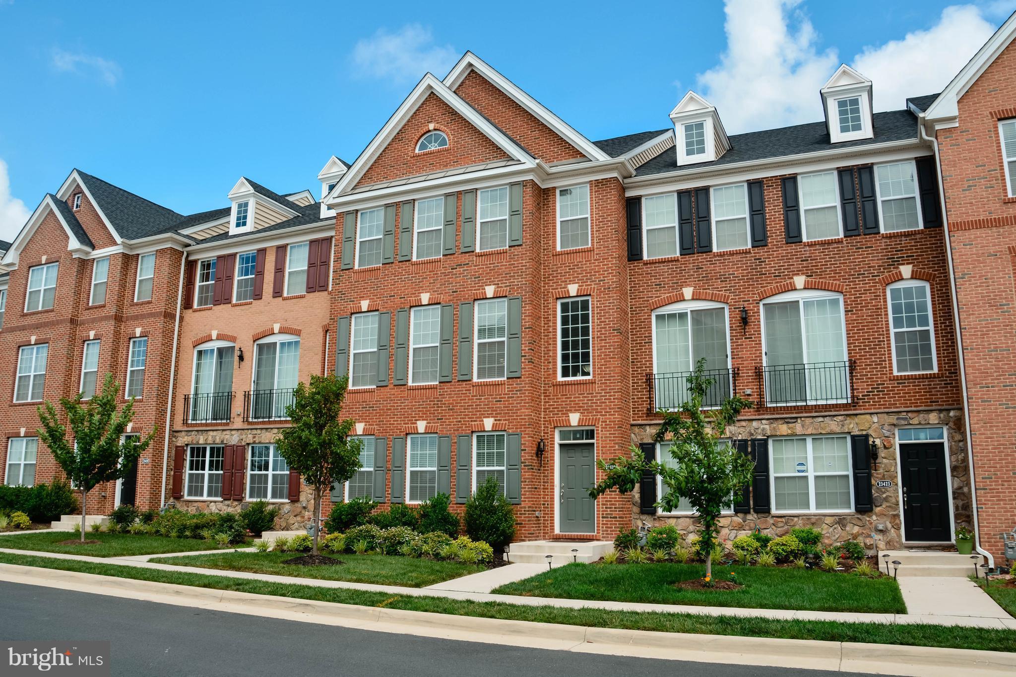 LOUDOUN VALLEY ESTATES 2 - Residential