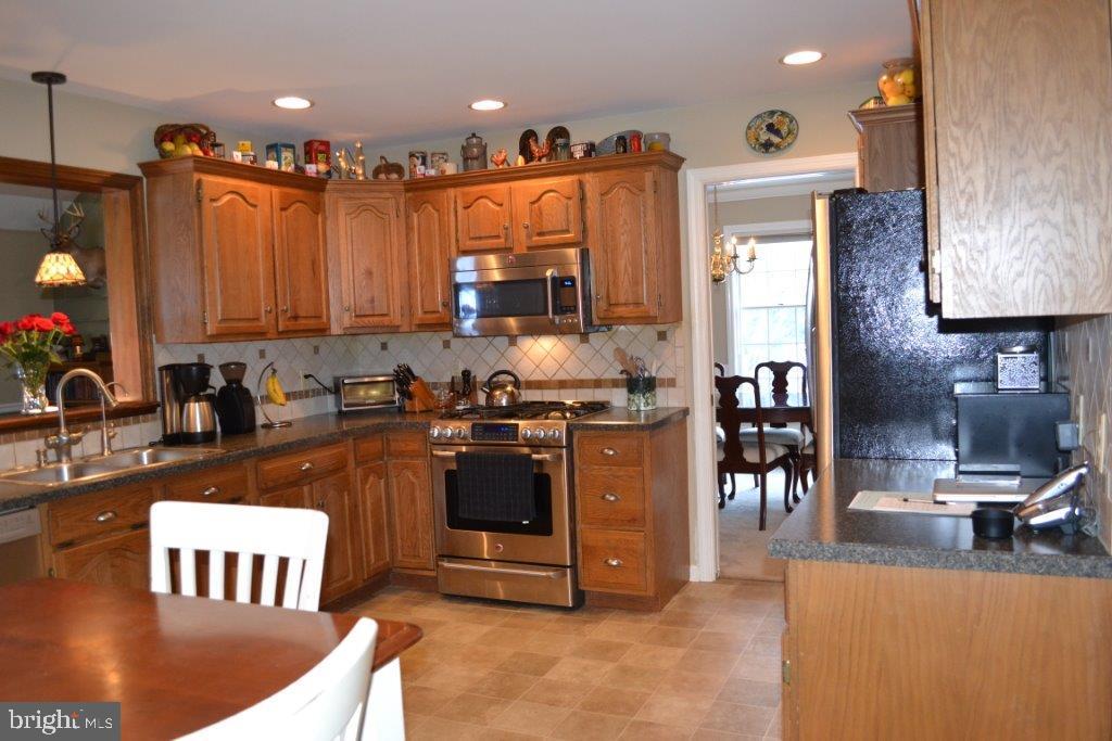 CENTRAL MANOR - Residential