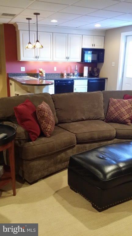 CENTRAL MANOR - Residential