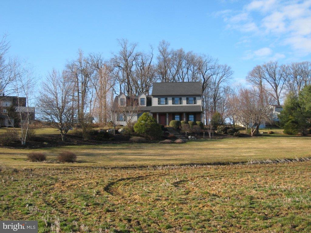 CENTRAL MANOR - Residential