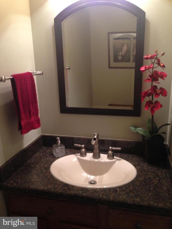 CENTRAL MANOR - Residential