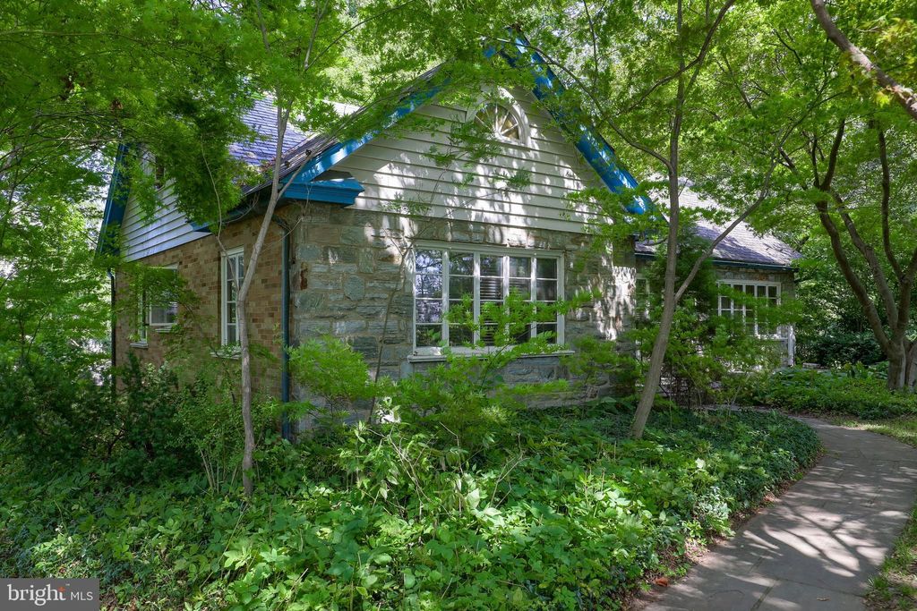 Photo of 1245 PLEASURE RD, LANCASTER, PA 17601 (MLS # PALA2039502)