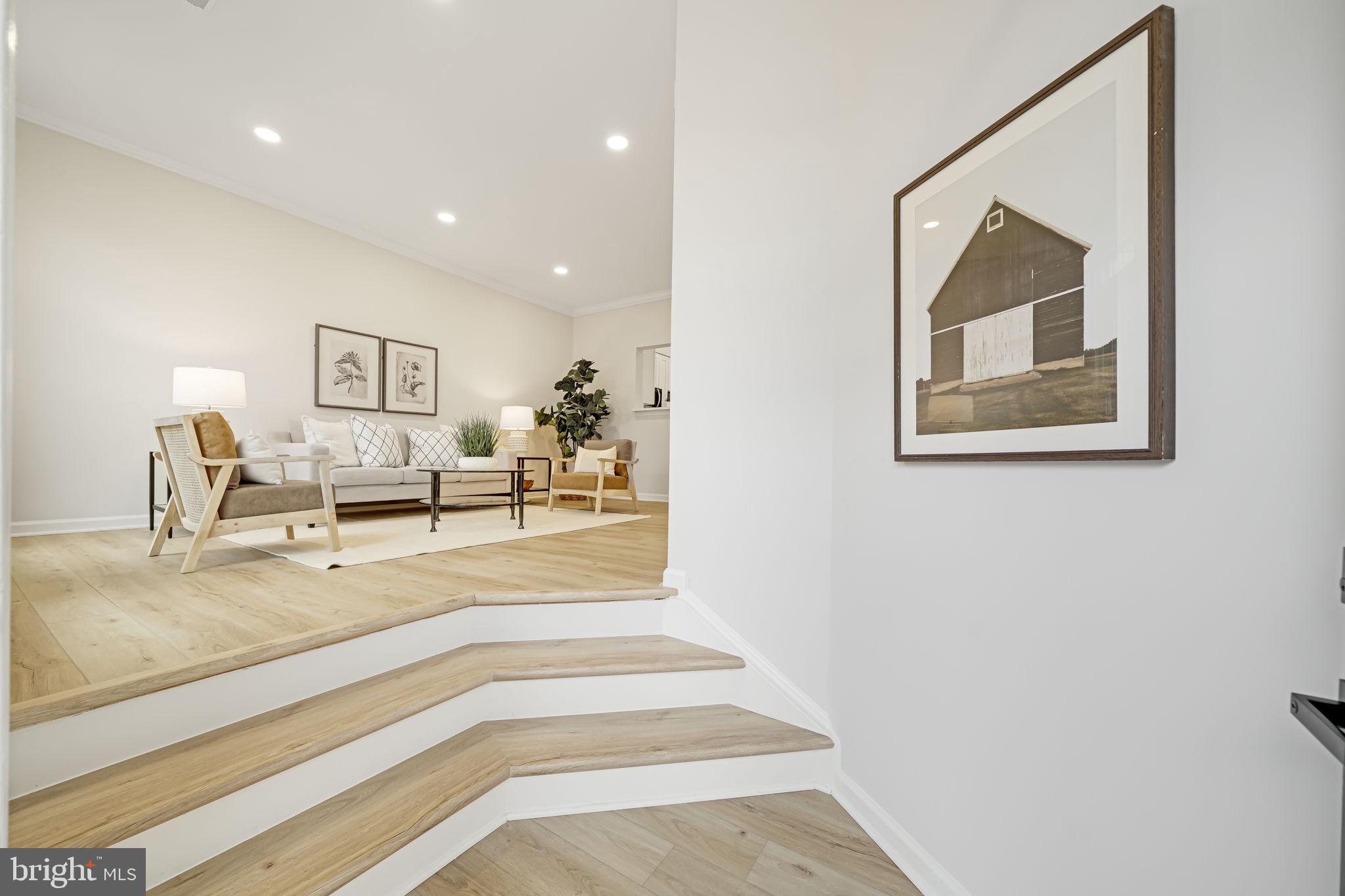 47670 WOOLCOTT SQUARE