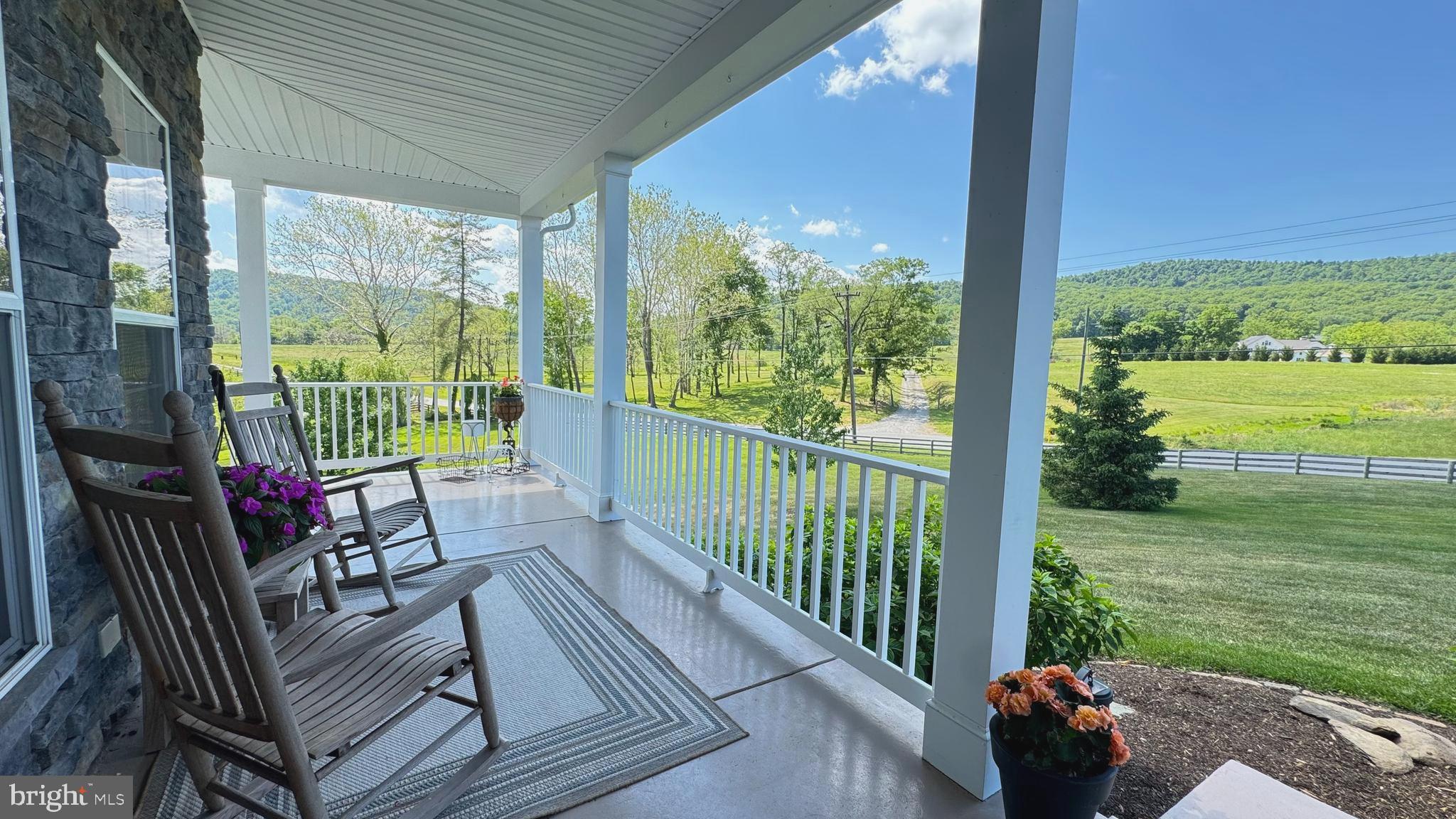 15002 MOUNTAIN ROAD