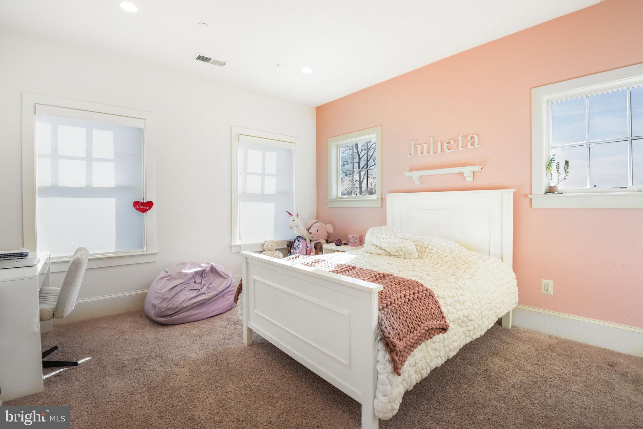 GLEN ECHO HEIGHTS - Residential Lease