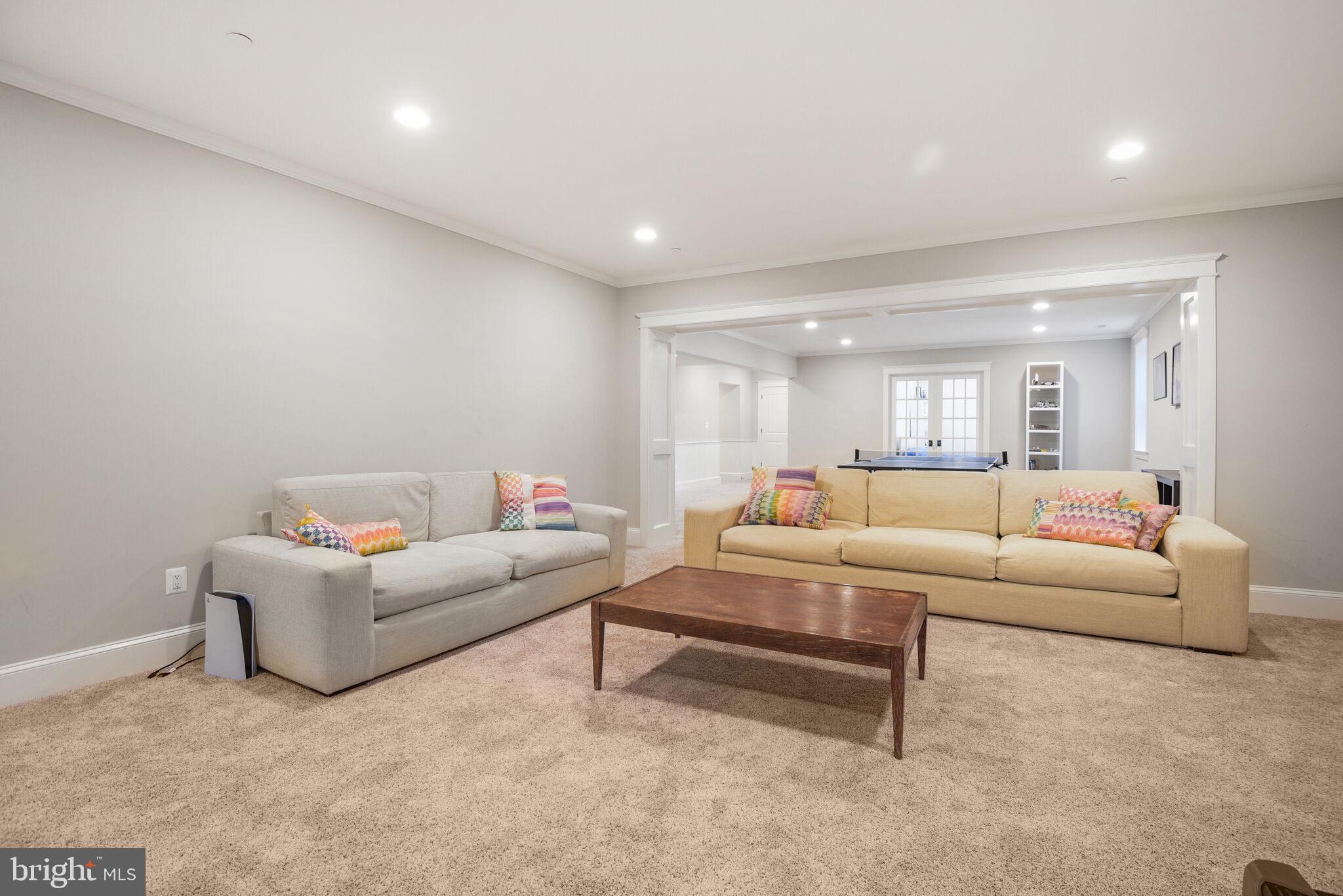 GLEN ECHO HEIGHTS - Residential Lease