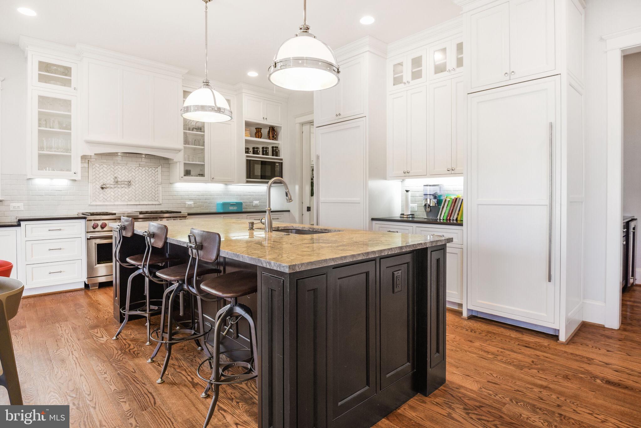 GLEN ECHO HEIGHTS - Residential Lease