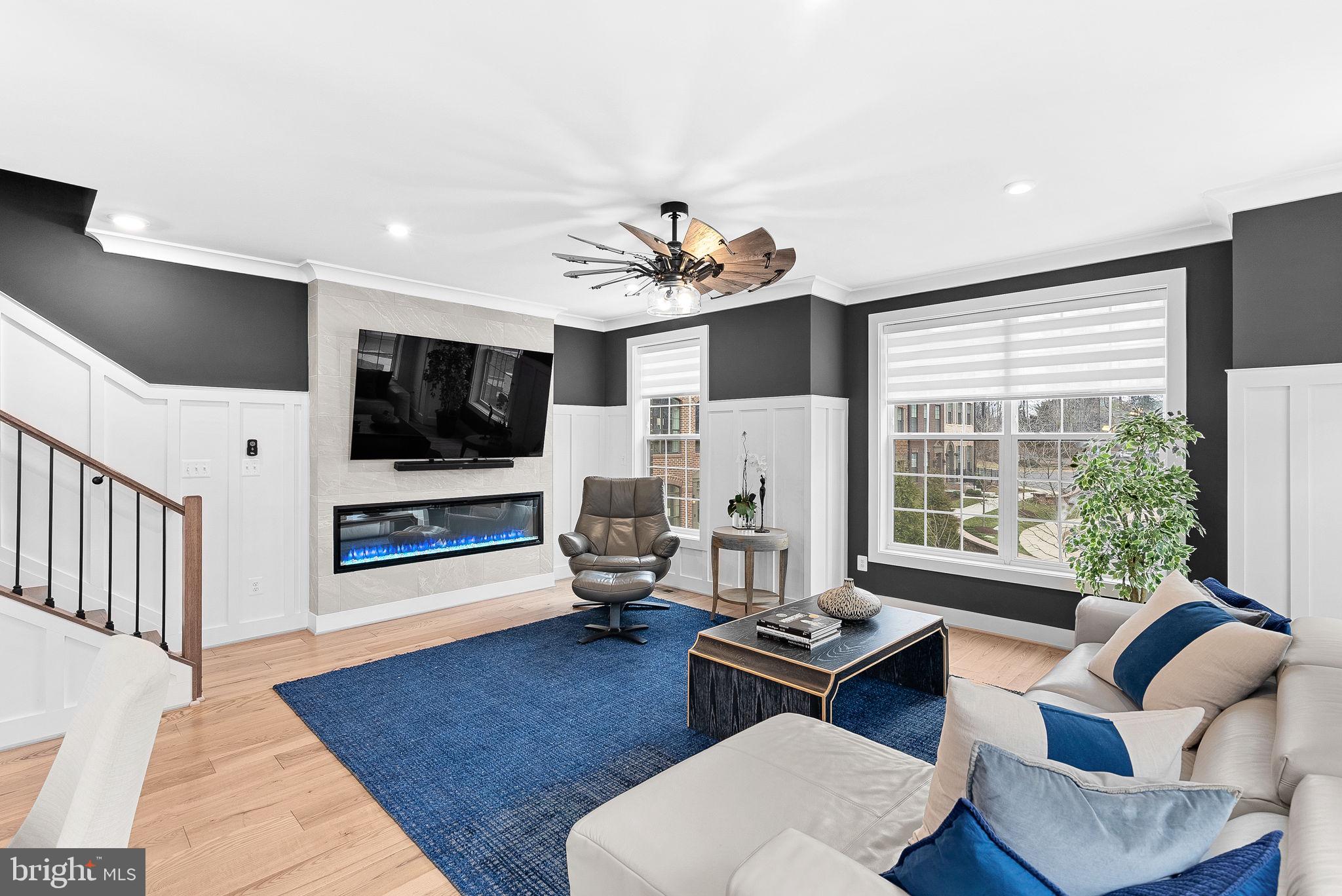 4422 FAIR LAKES COURT