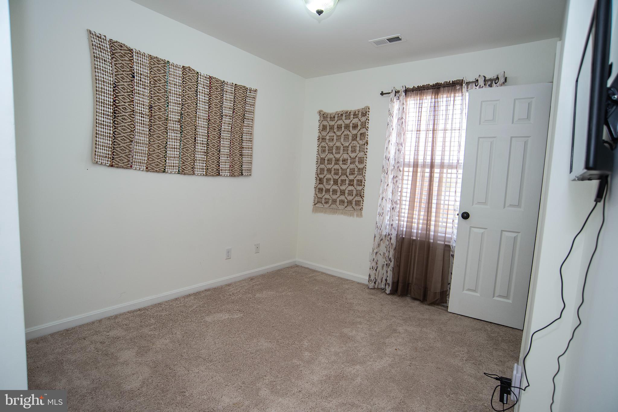 SALEM FIELDS - Residential