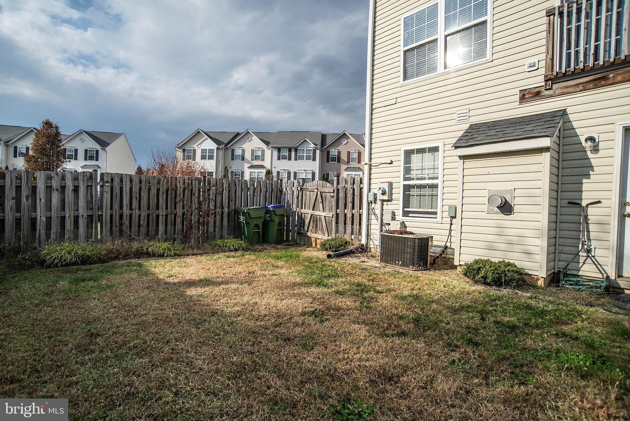 SALEM FIELDS - Residential