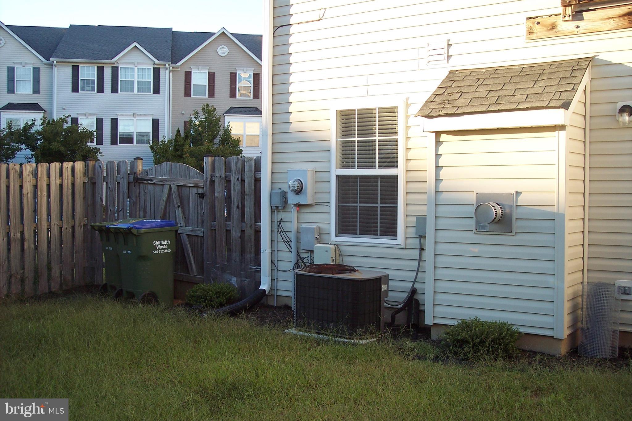 SALEM FIELDS - Residential